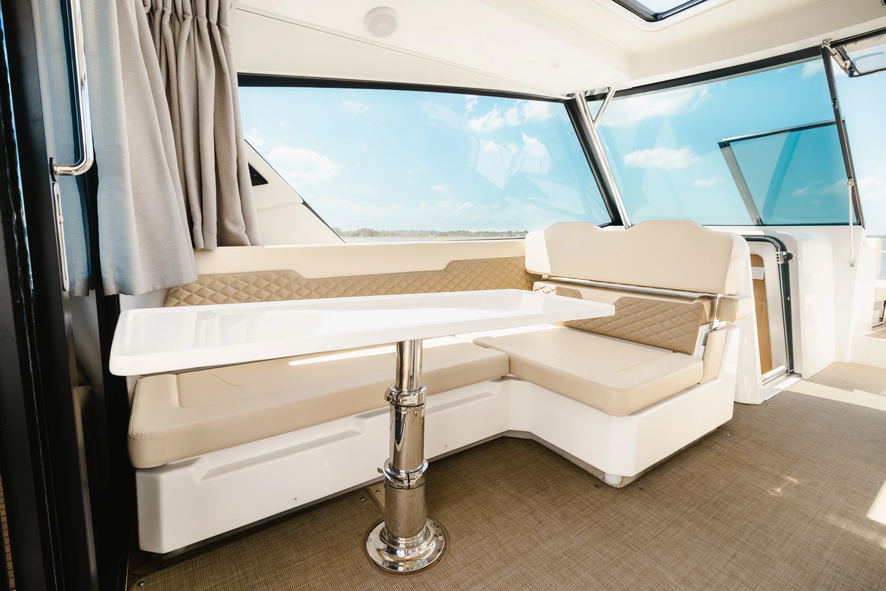 2023 Aquila 36 SPORT Image Thumbnail #17