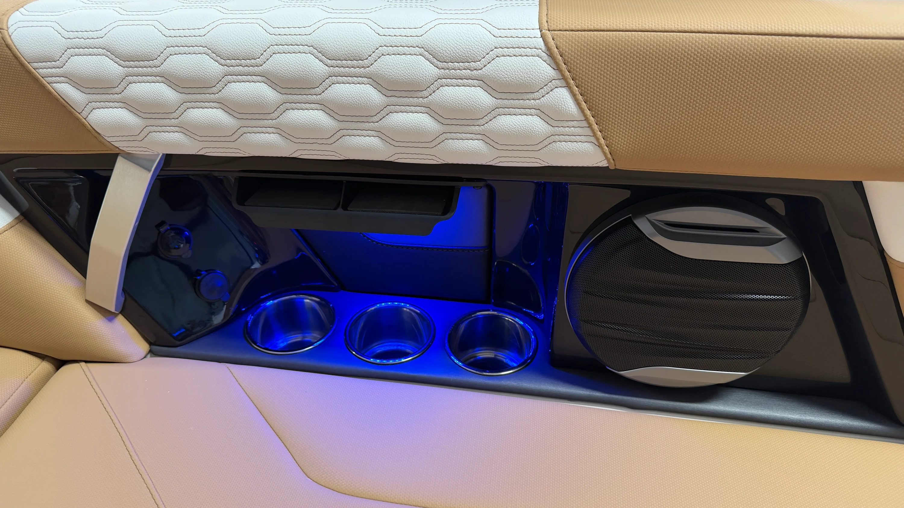 2026 Mastercraft XT22 Image Thumbnail #42