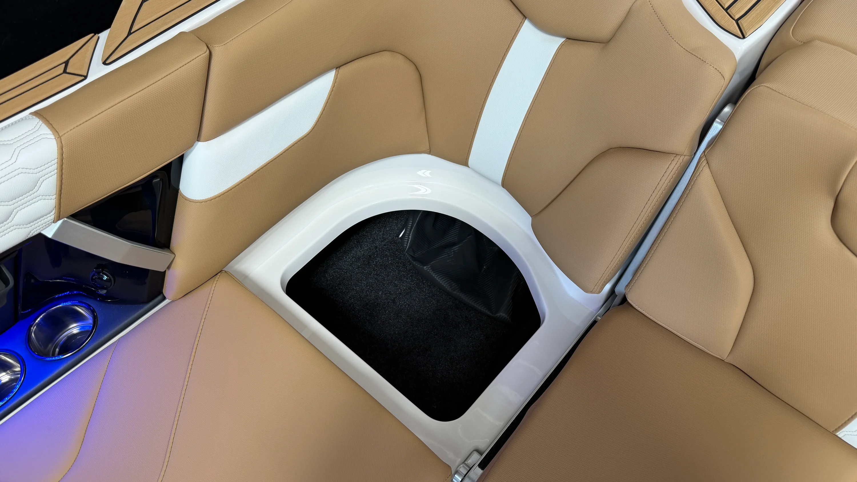 2026 Mastercraft XT22 Image Thumbnail #38