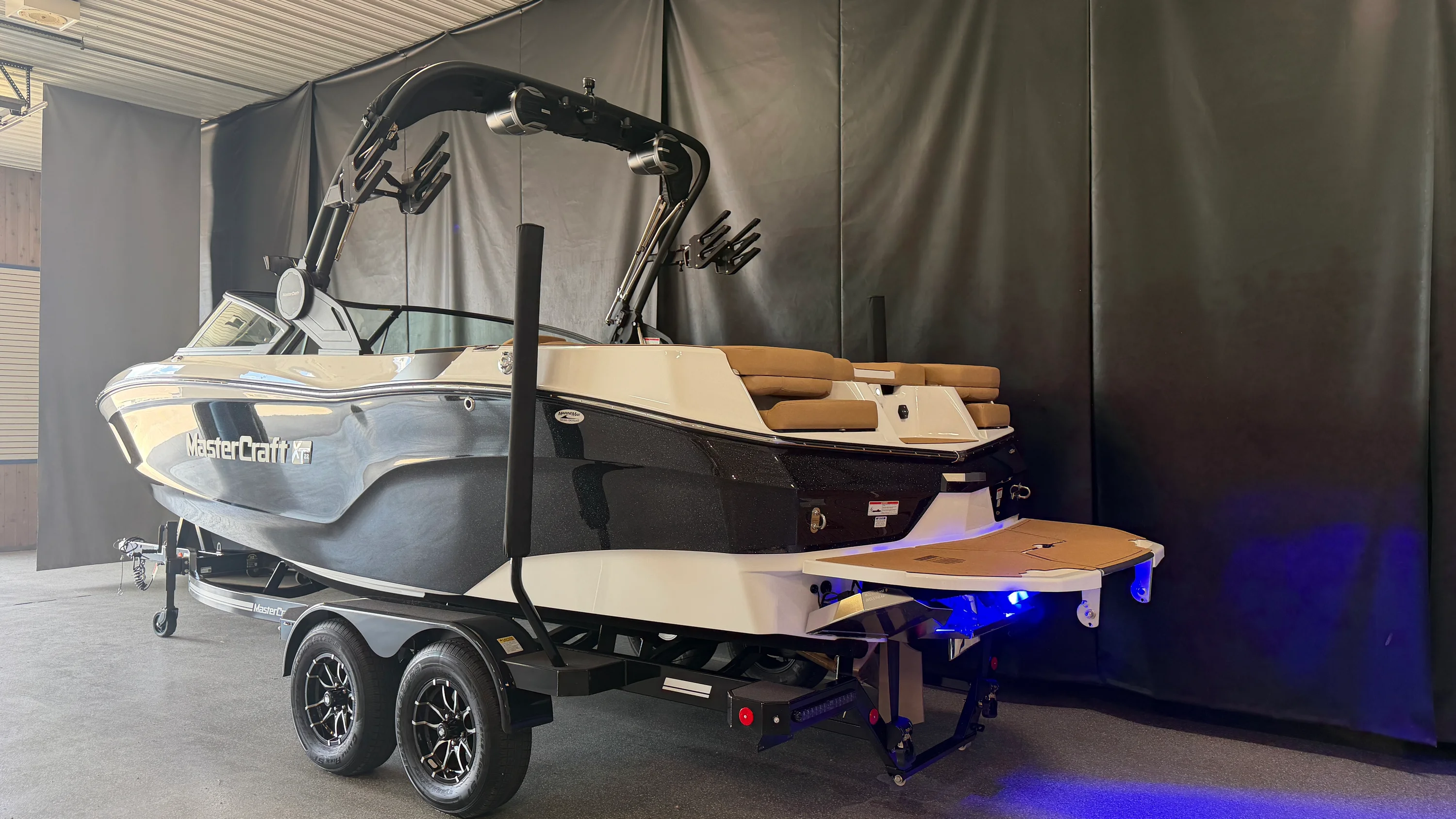 2026 Mastercraft XT22 Image Thumbnail #3