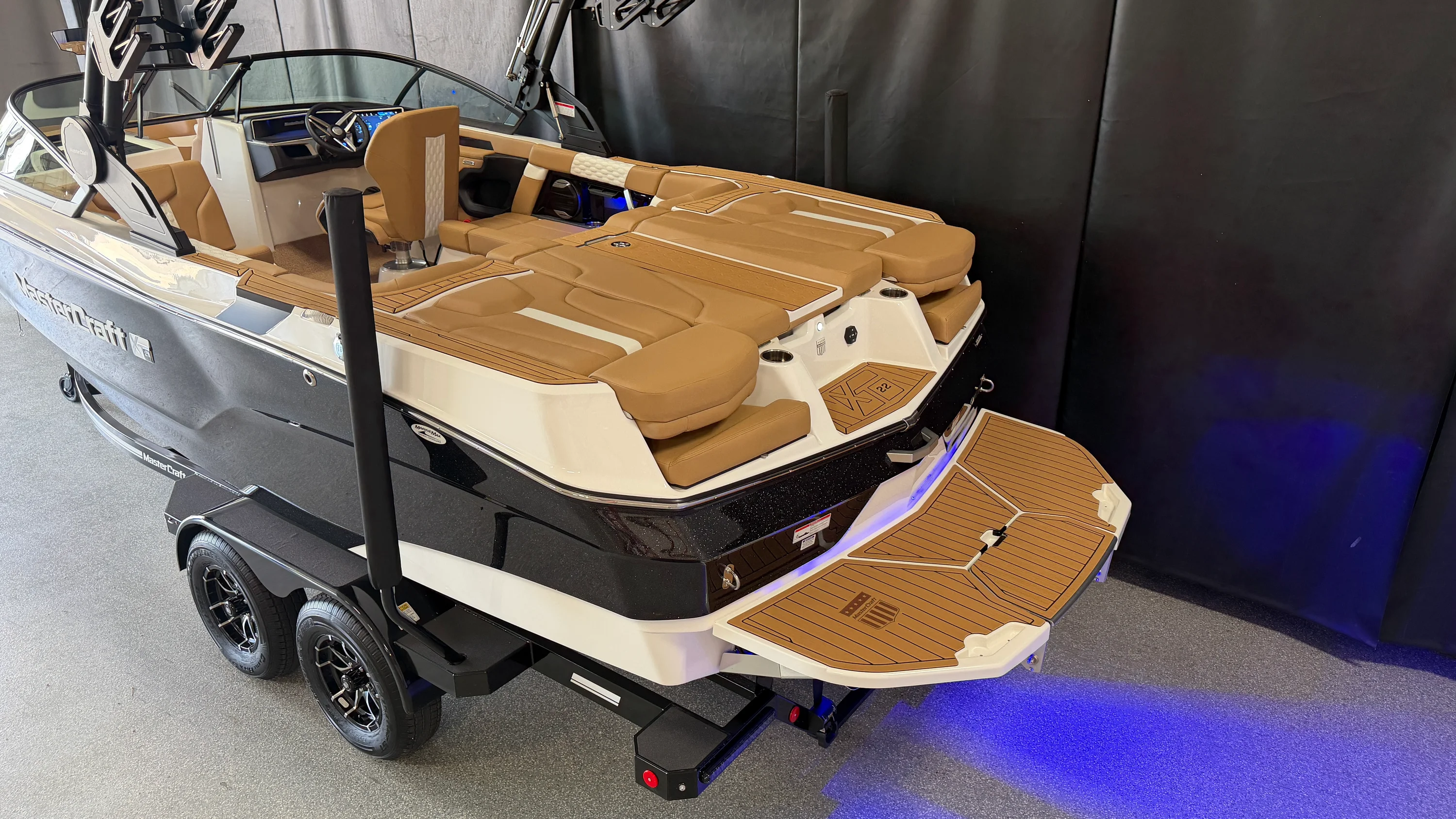 2026 Mastercraft XT22 Image Thumbnail #6
