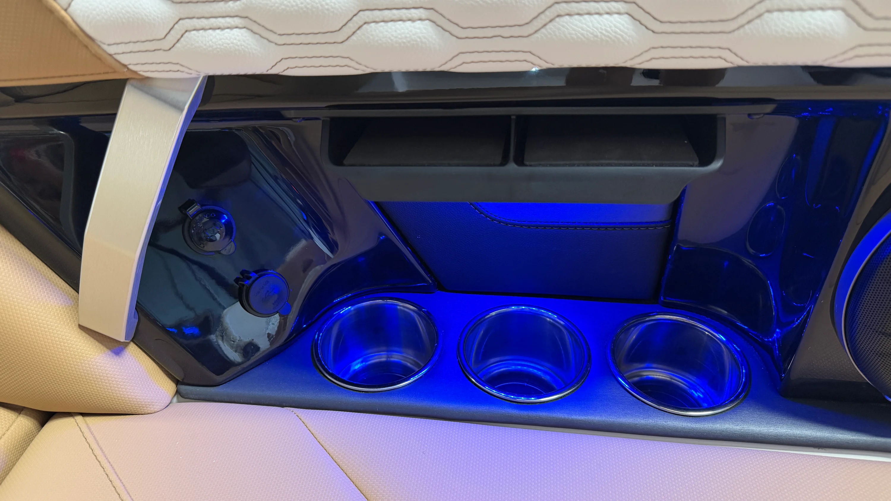 2026 Mastercraft XT22 Image Thumbnail #43