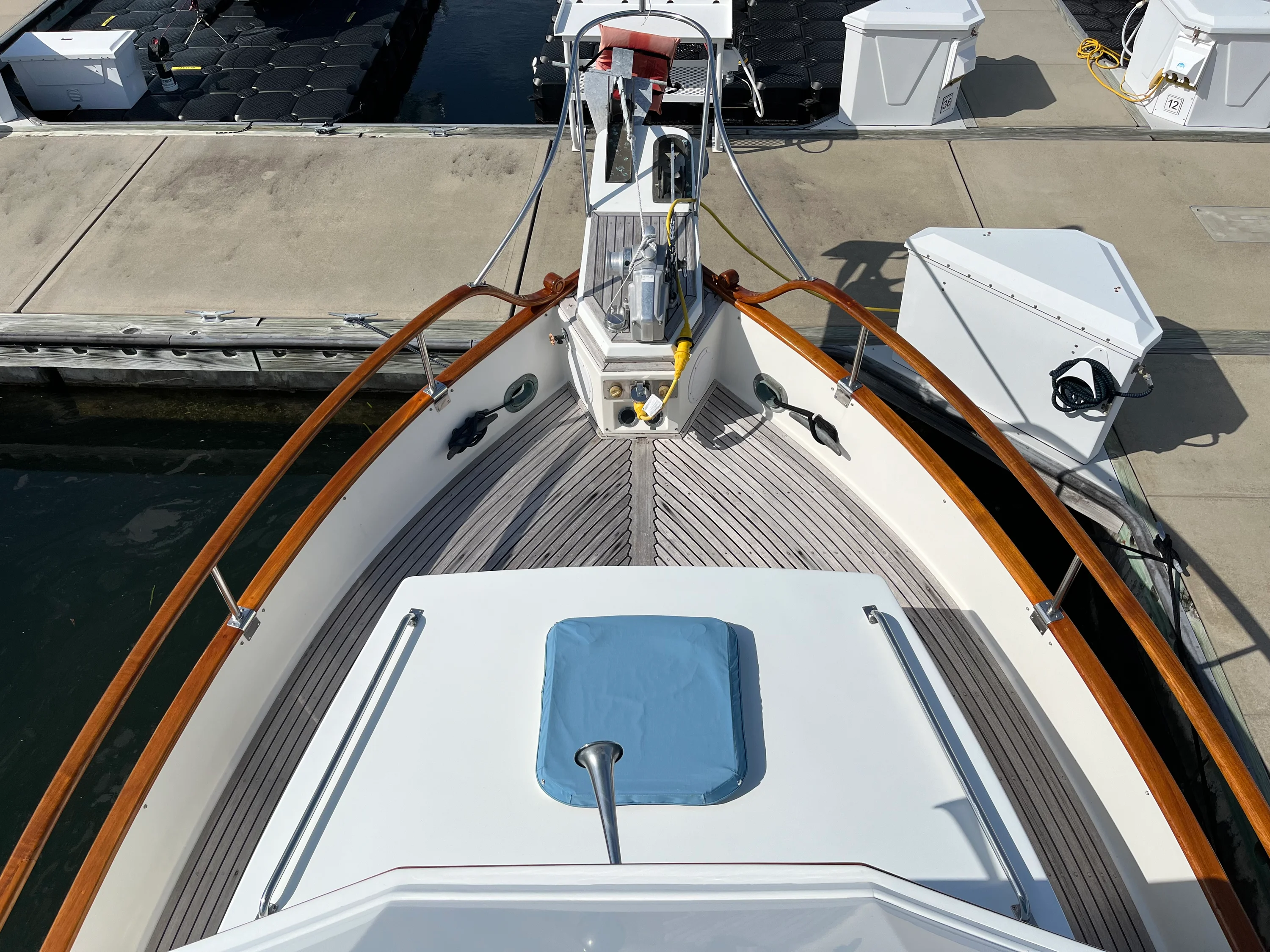 1990 Grand Banks 32 SEDAN Image Thumbnail #17