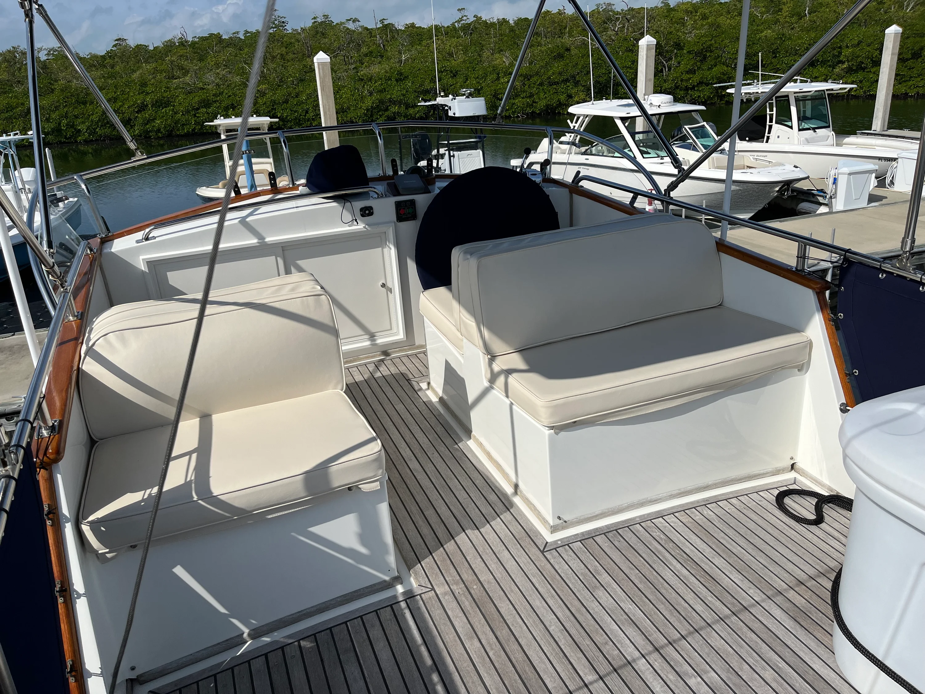 1990 Grand Banks 32 SEDAN Image Thumbnail #16