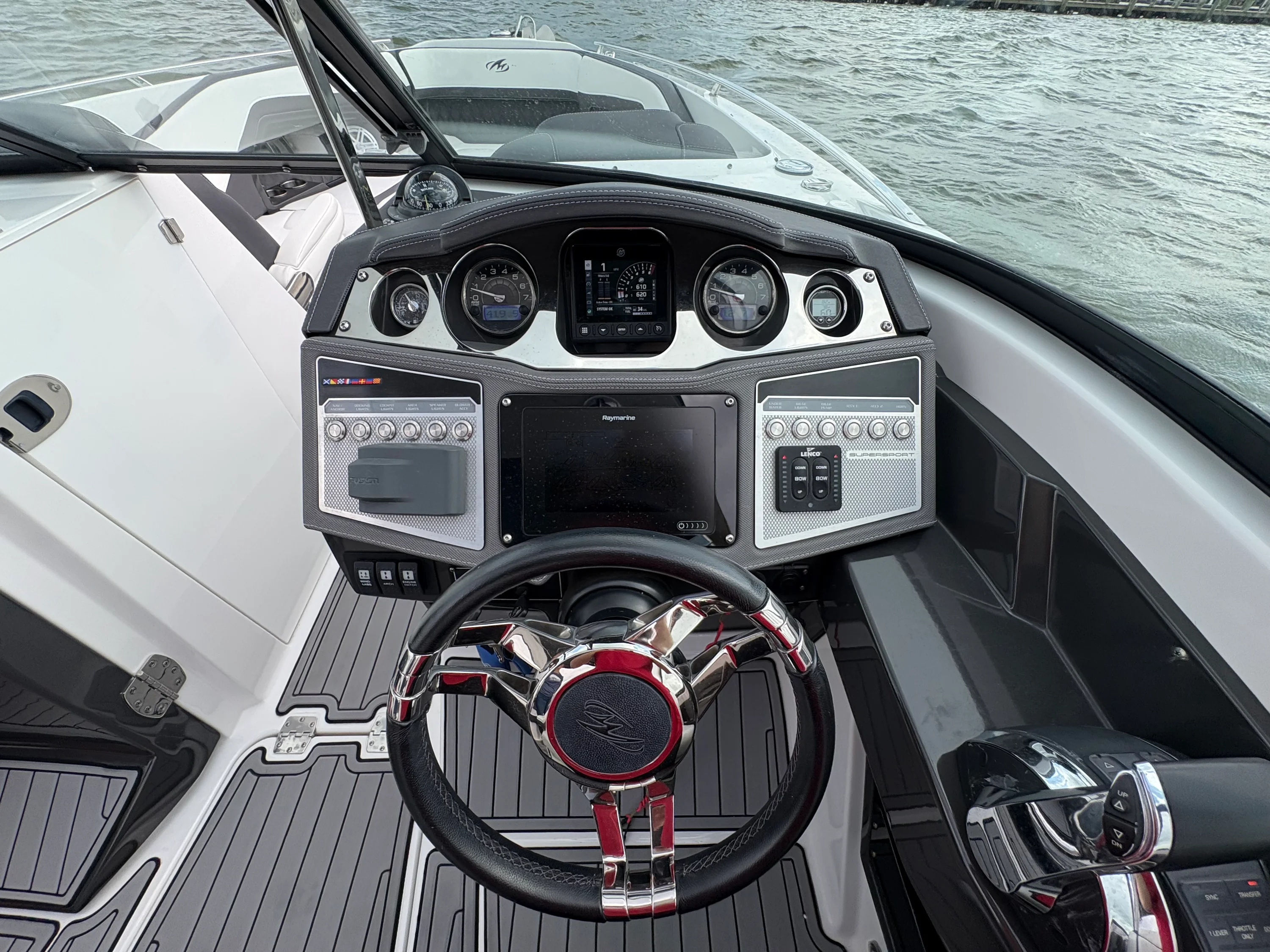 2019 Monterey 305 SS Image Thumbnail #29