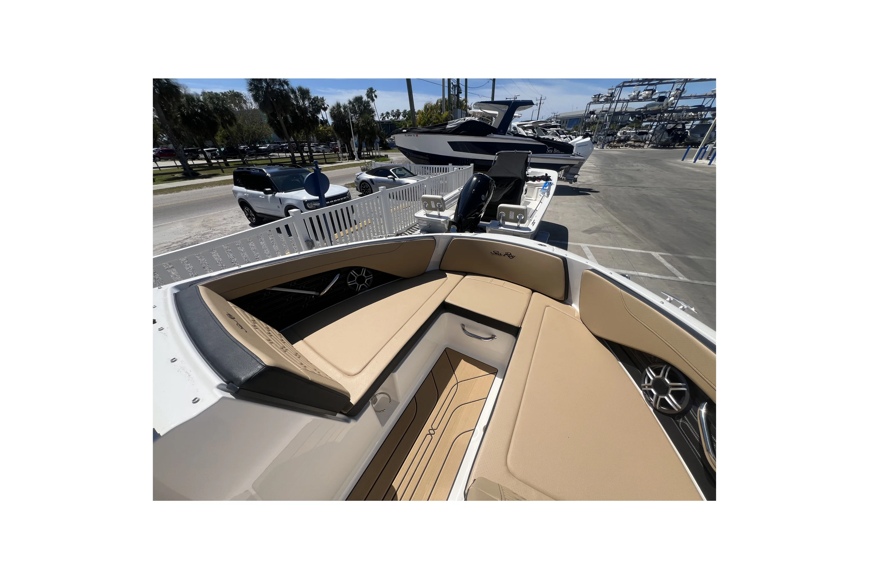 2026 Sea Ray SPX 210 Outboard Image Thumbnail #20