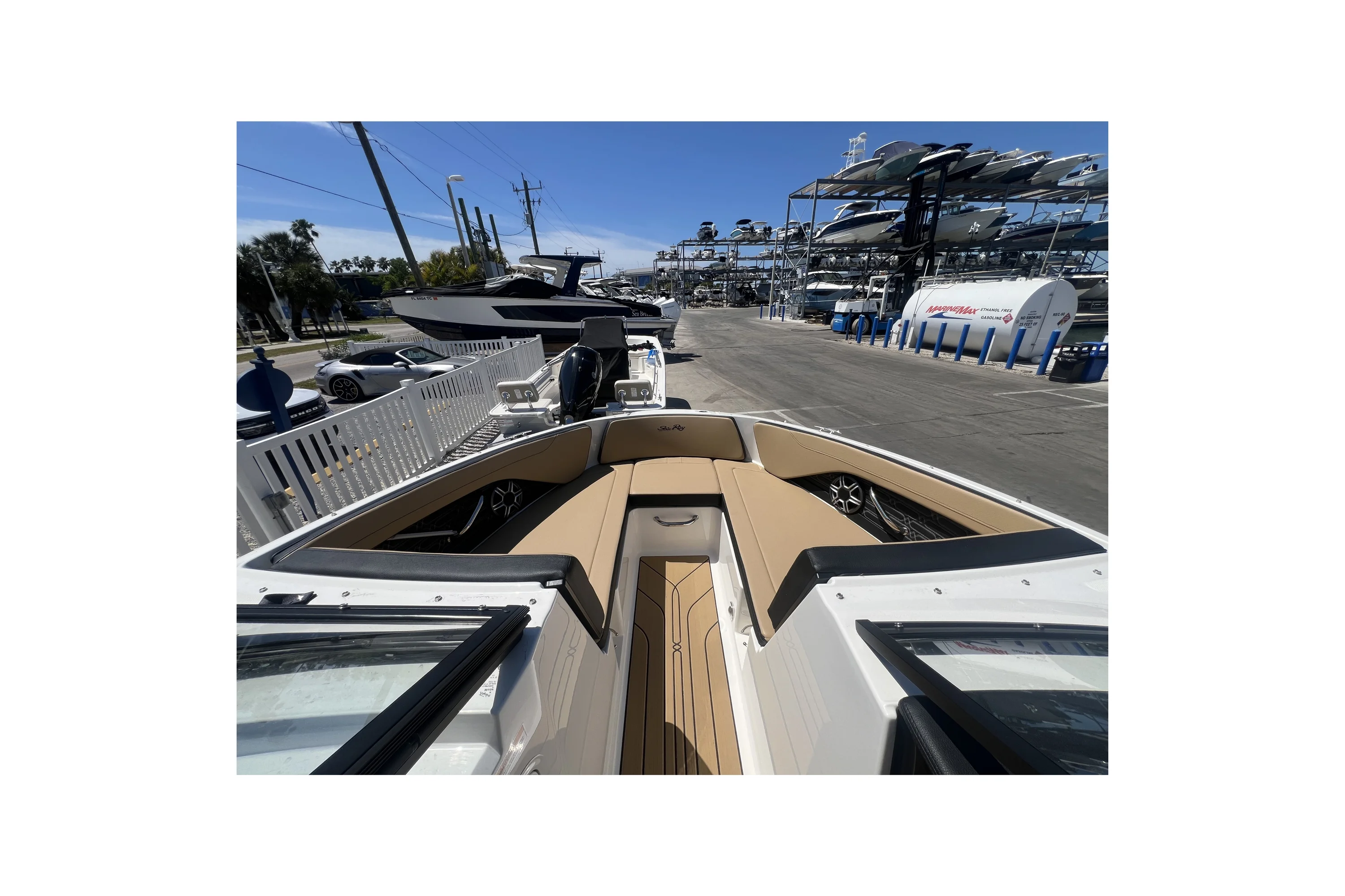 2026 Sea Ray SPX 210 Outboard Image Thumbnail #19