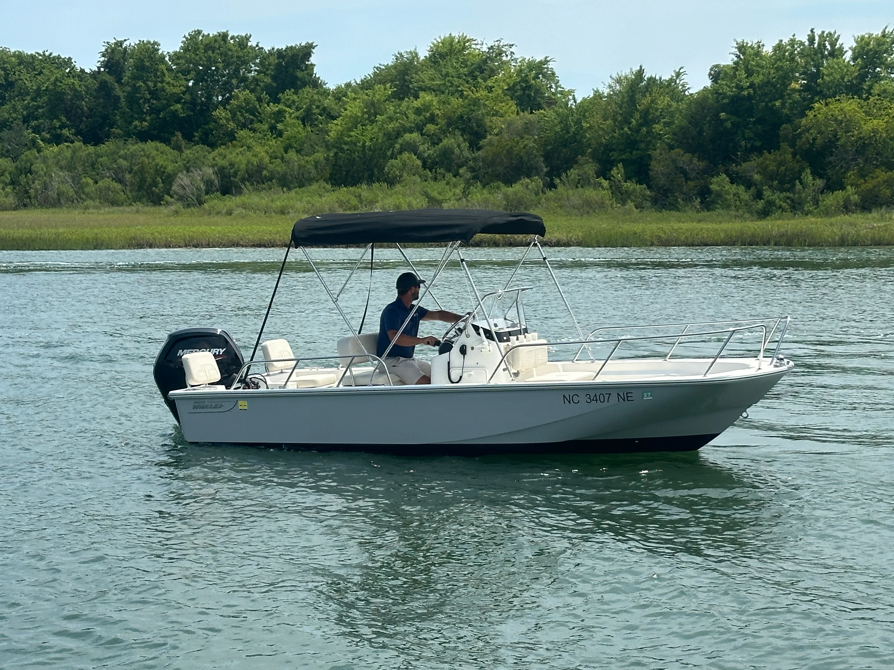 2023 Boston Whaler 170 MONTAUK Image Thumbnail #3