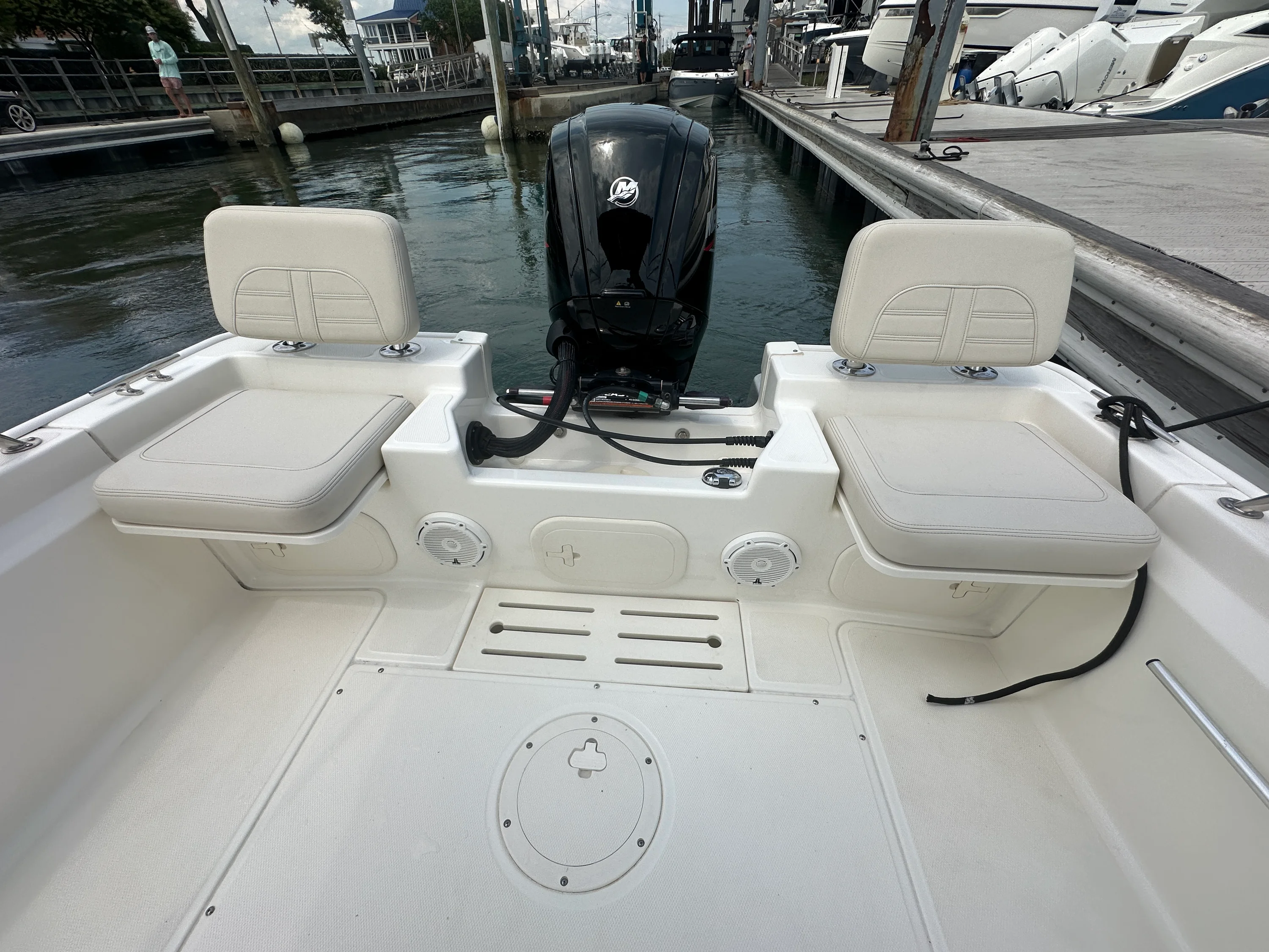2023 Boston Whaler 170 MONTAUK Image Thumbnail #7