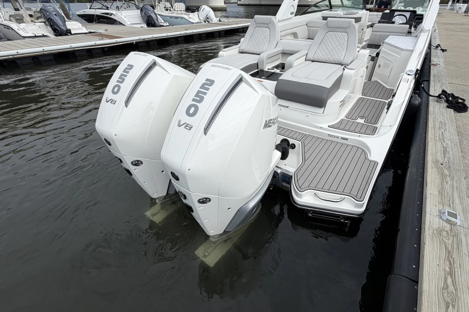 2026 Sea Ray SDX 290 Outboard Image Thumbnail #13