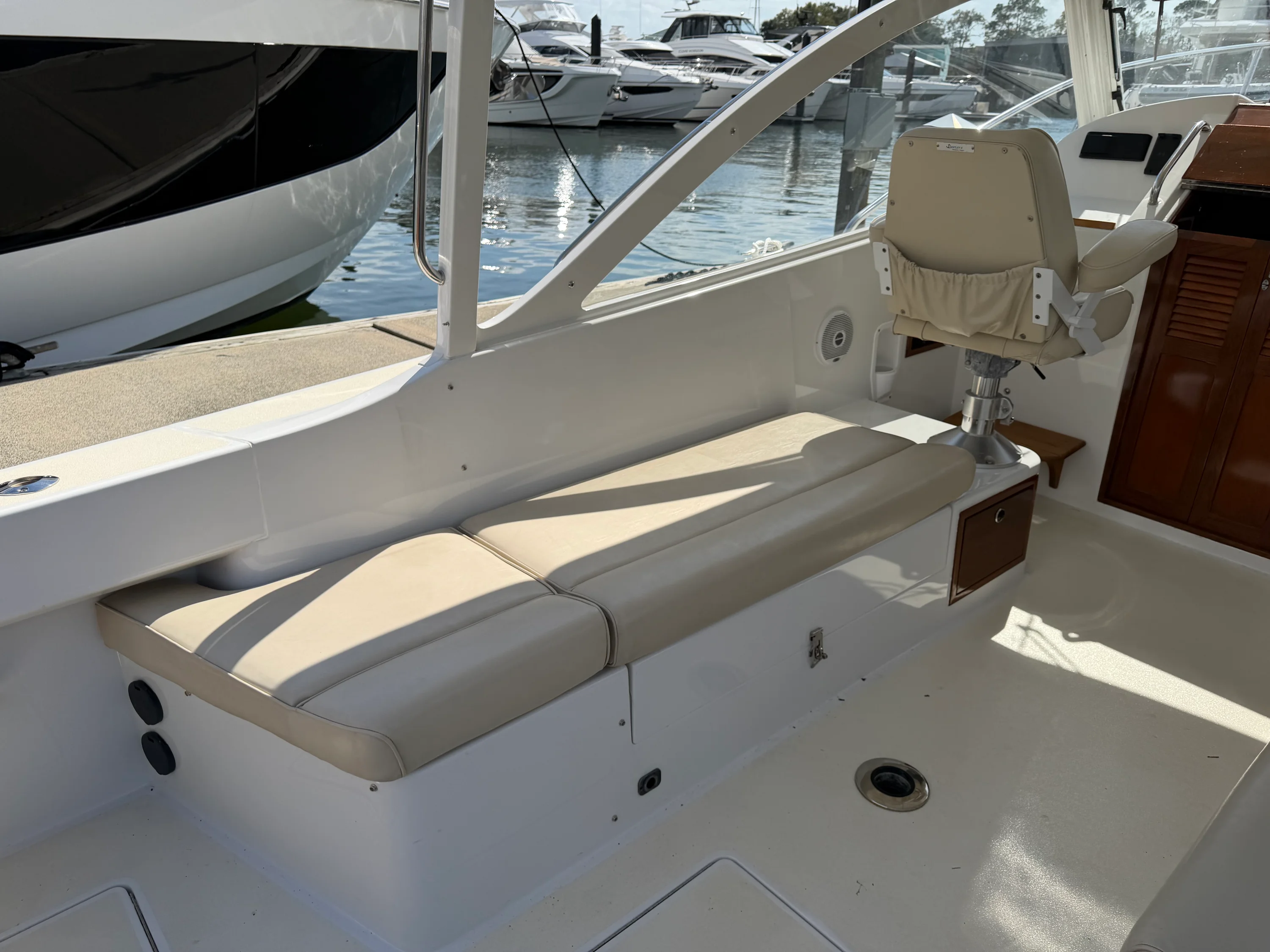 2008 MJM 29Z OB Image Thumbnail #21