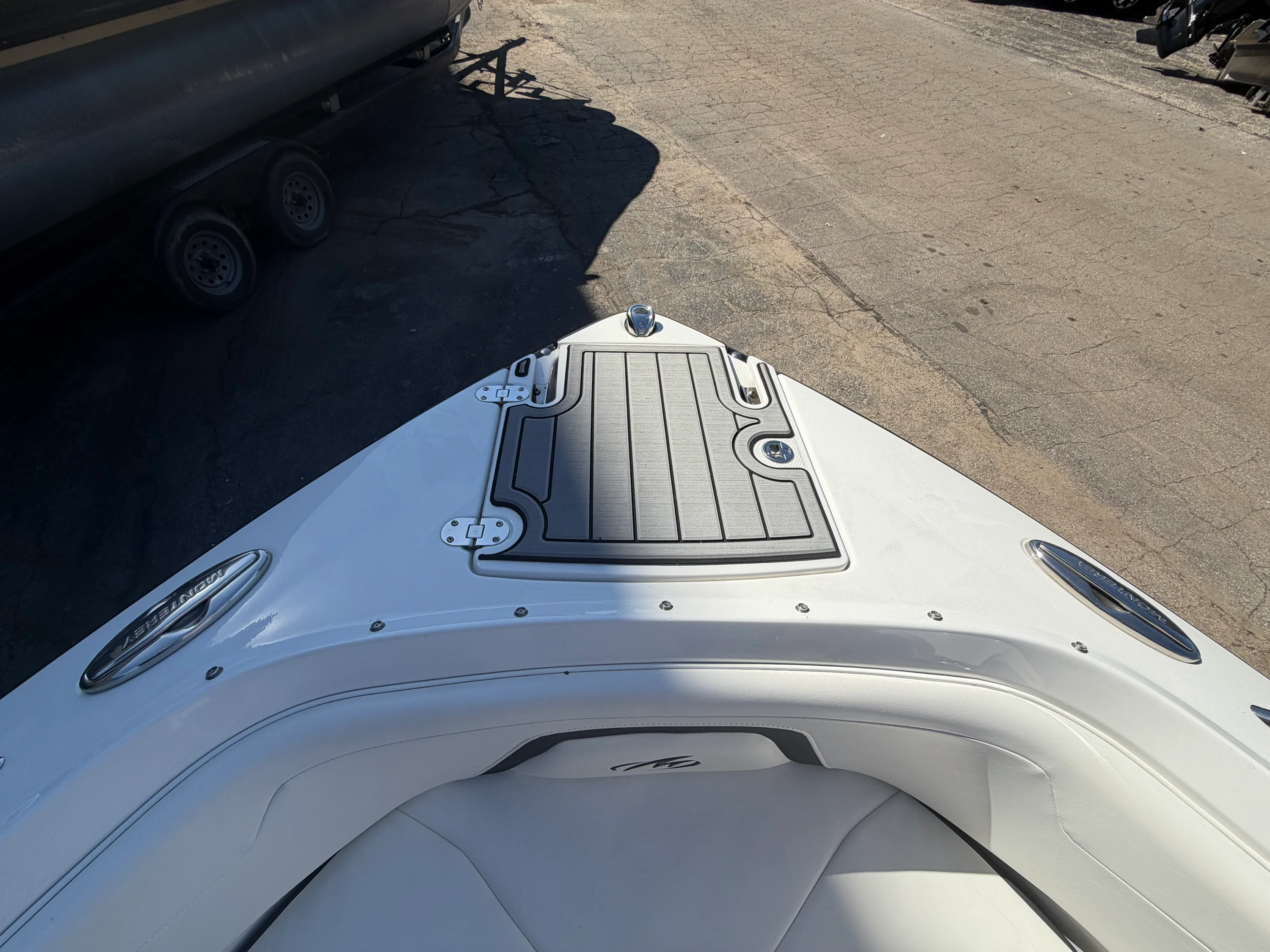2019 Monterey 224FS Image Thumbnail #32