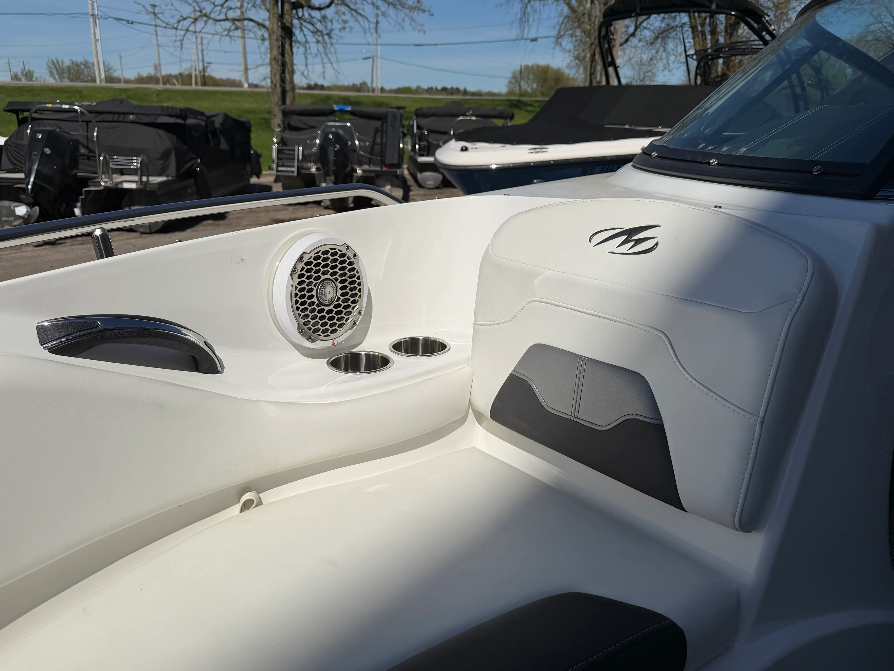 2019 Monterey 224FS Image Thumbnail #35