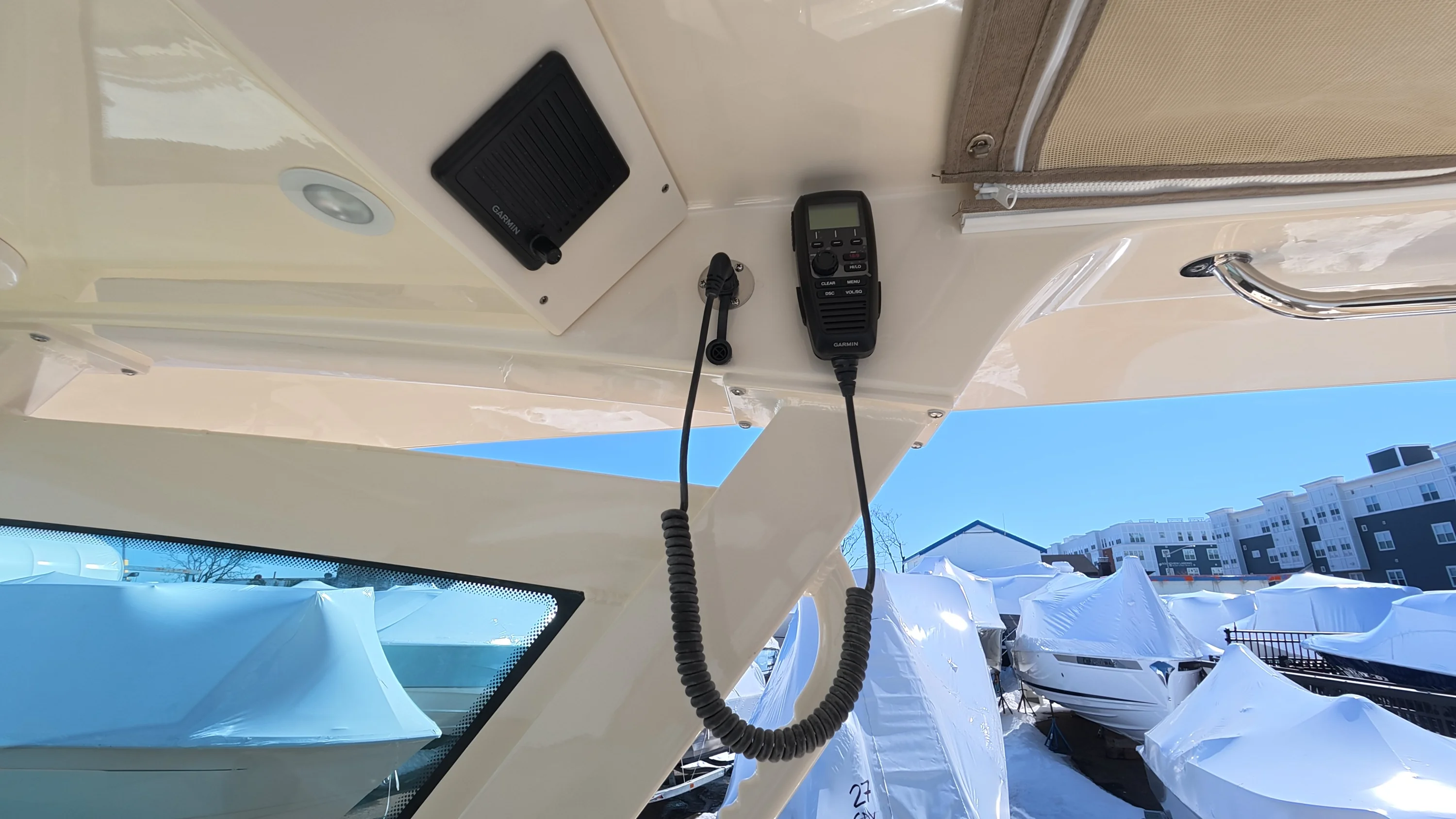 2026 Scout 305 LXF Image Thumbnail #33