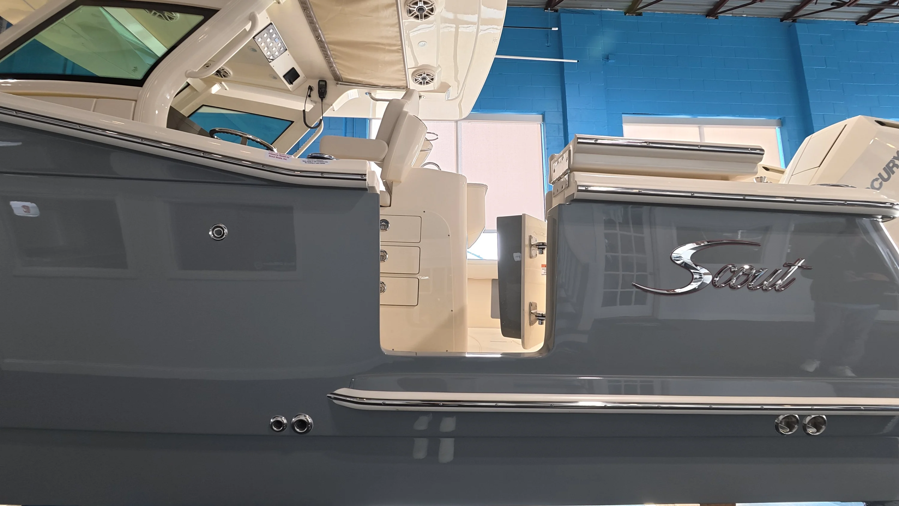 2026 Scout 305 LXF Image Thumbnail #50