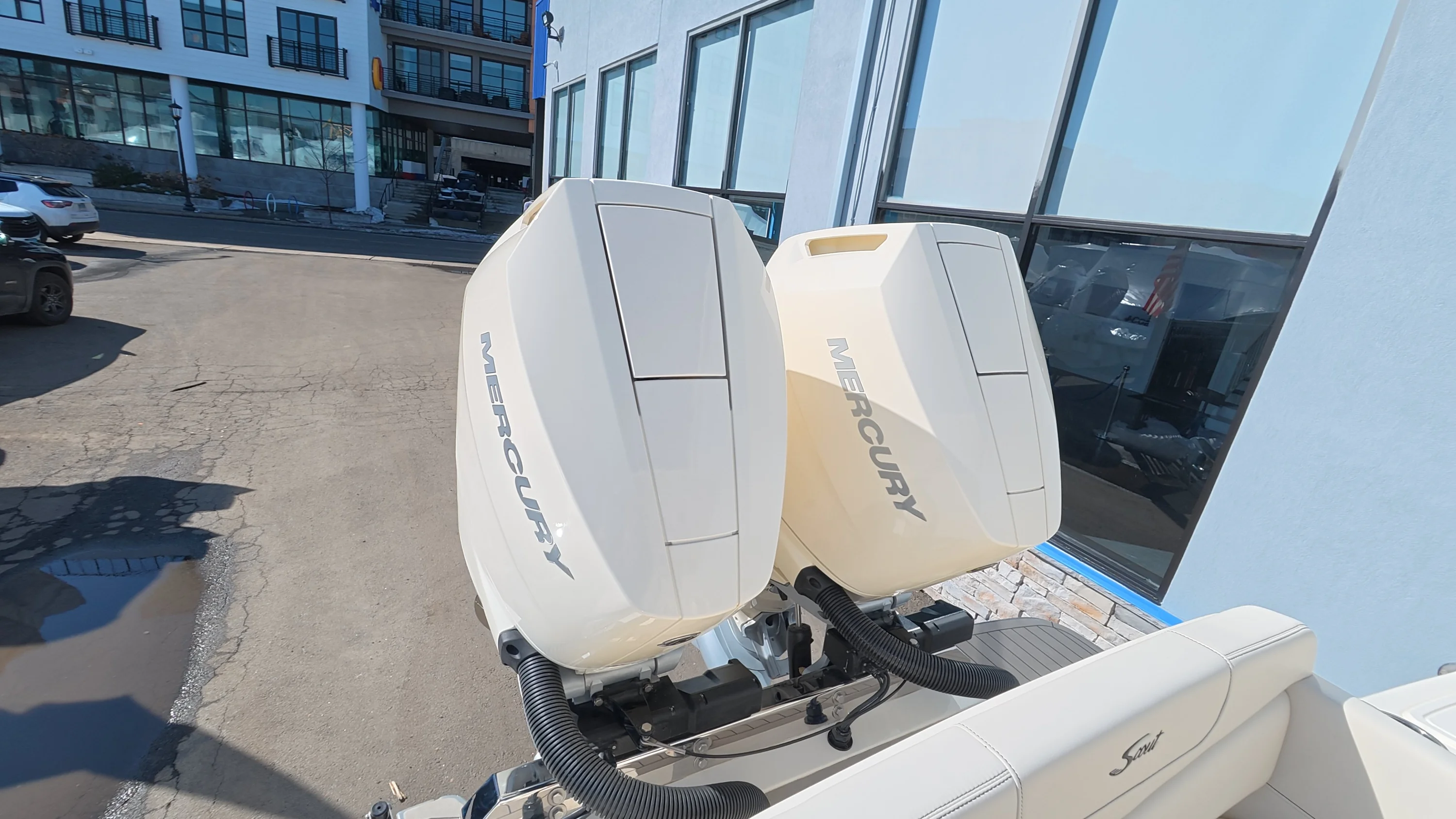 2026 Scout 305 LXF Image Thumbnail #8