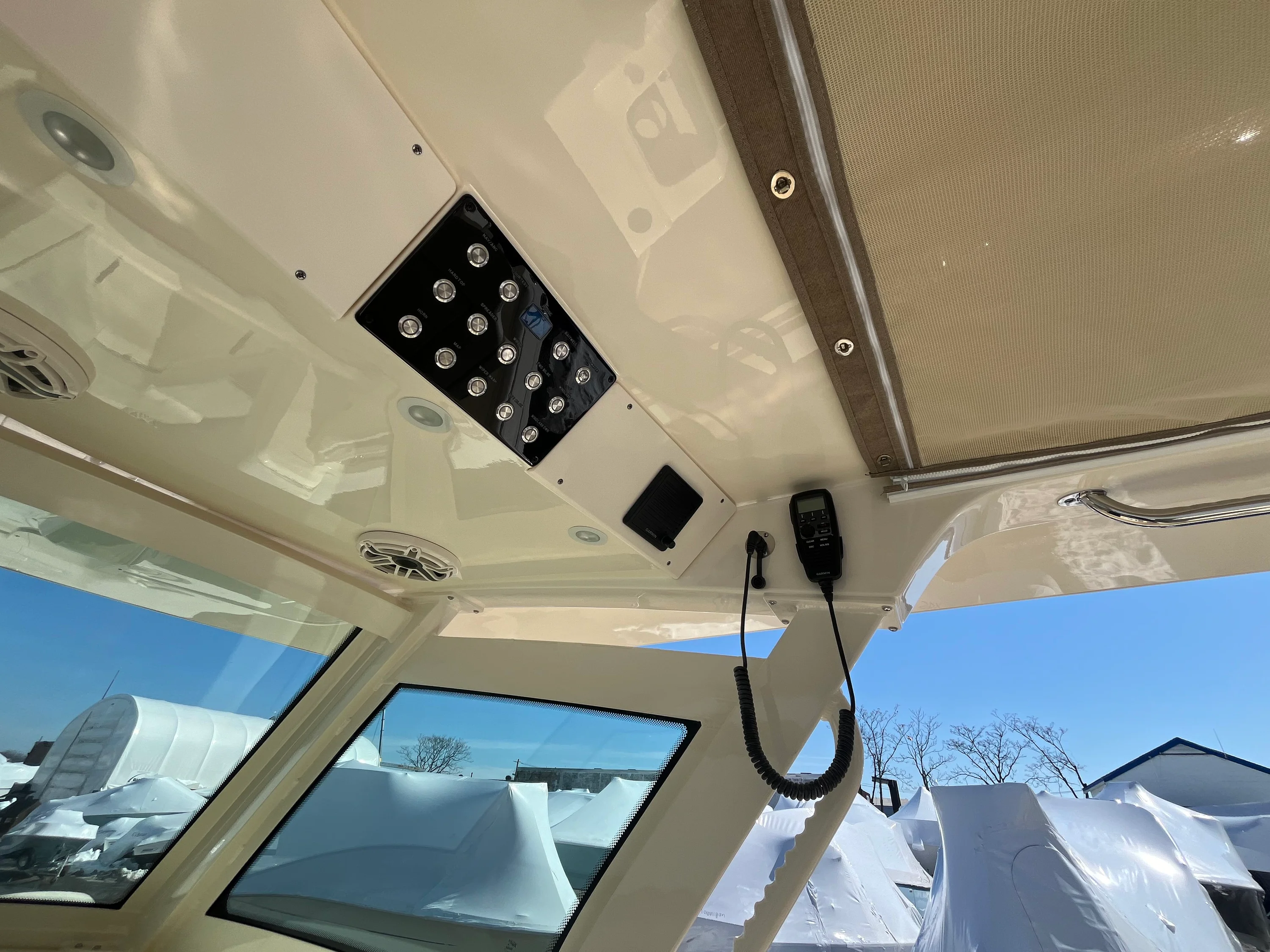 2026 Scout 305 LXF Image Thumbnail #31