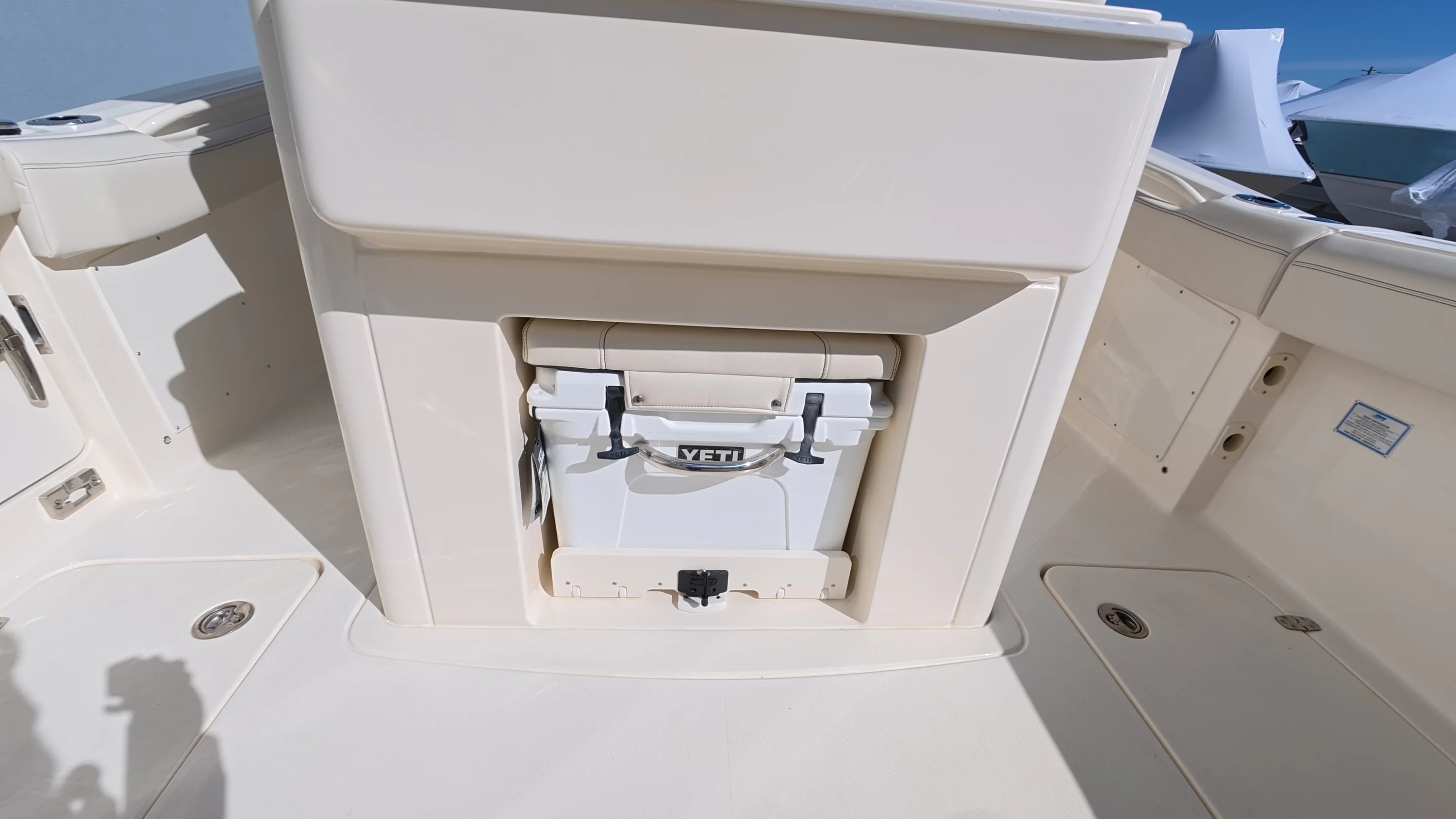 2026 Scout 305 LXF Image Thumbnail #16