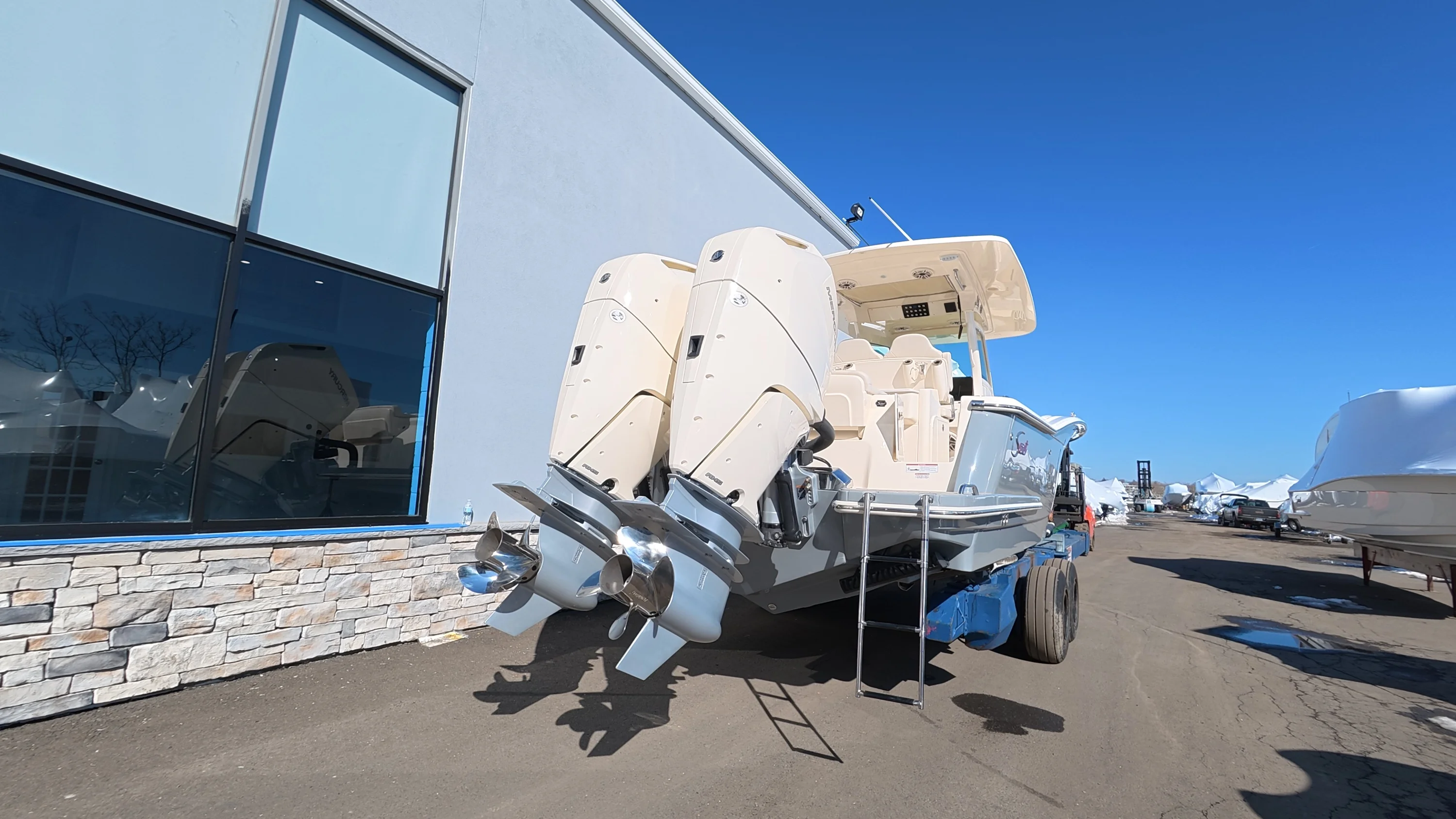 2026 Scout 305 LXF Image Thumbnail #5