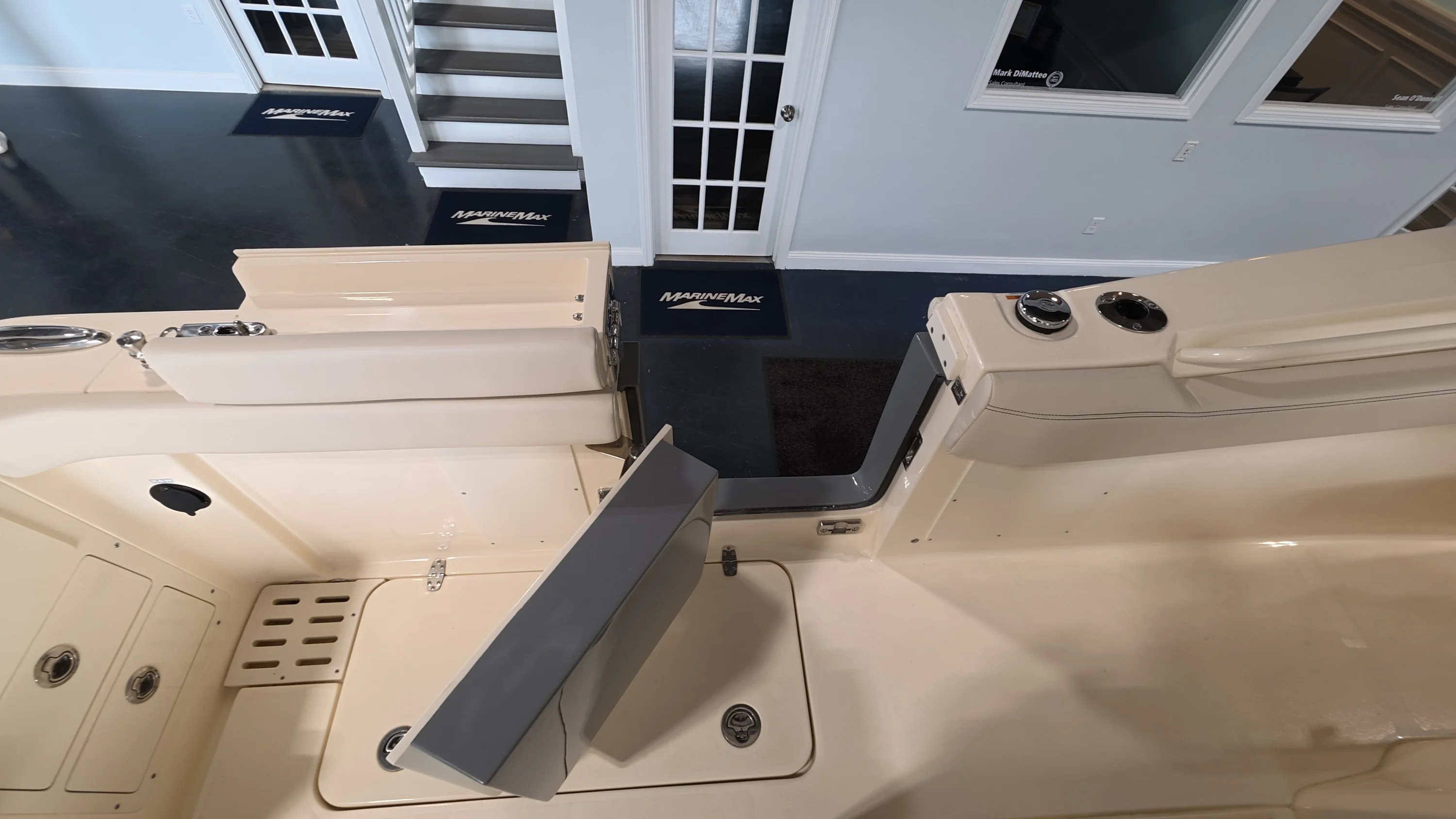 2026 Scout 305 LXF Image Thumbnail #52