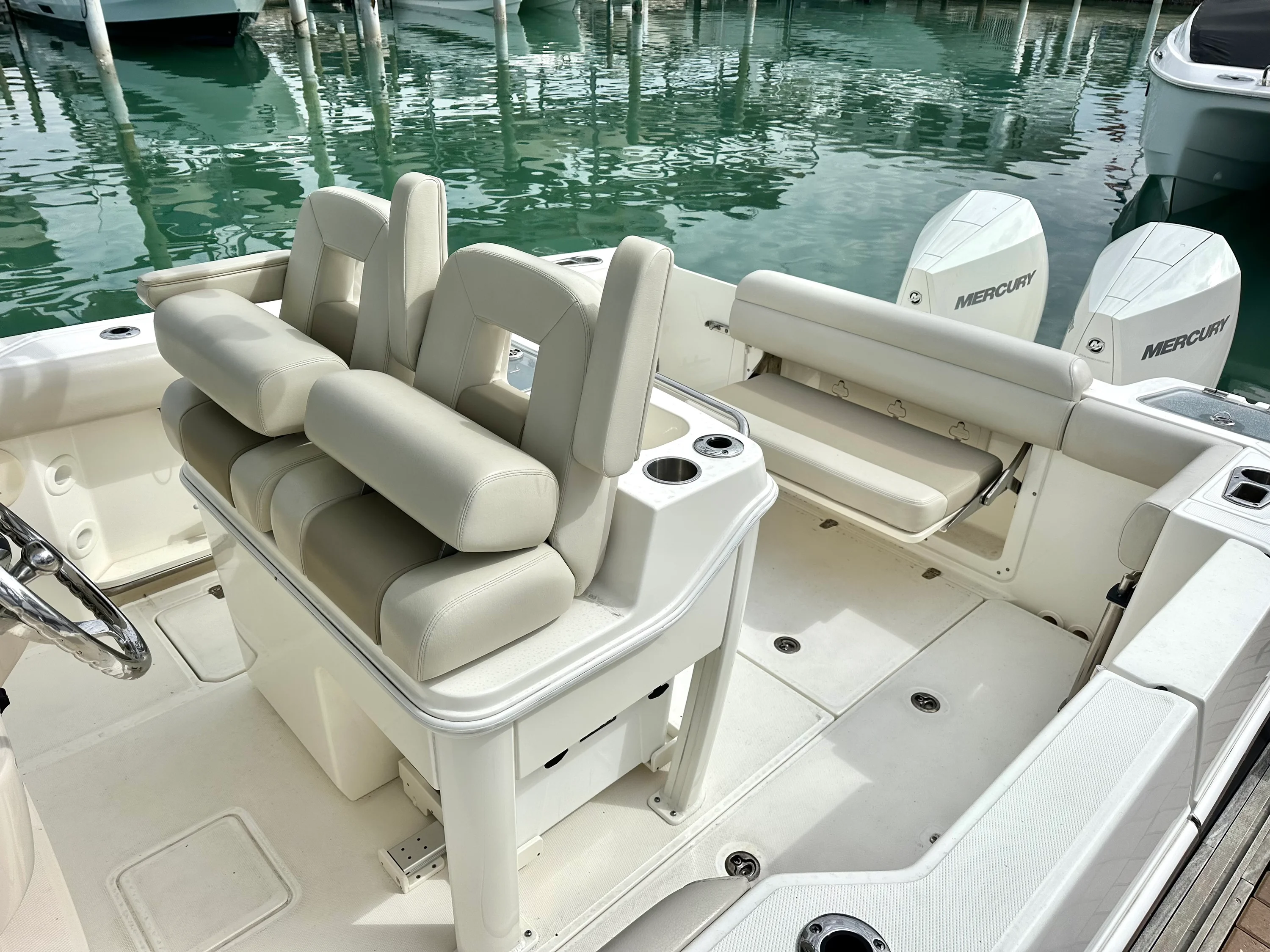 2022 Boston Whaler 280 OUTRAGE Image Thumbnail #8