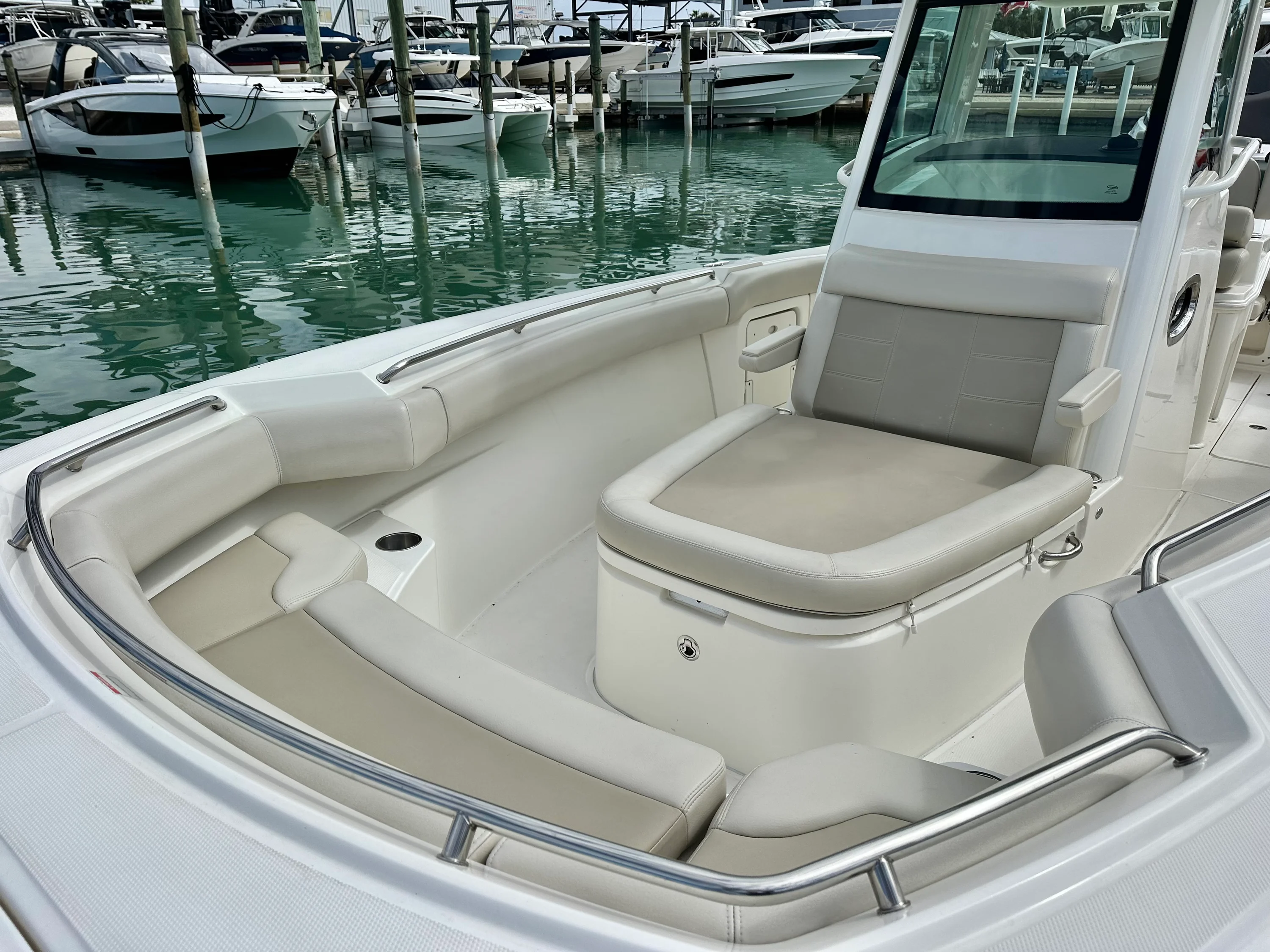 2022 Boston Whaler 280 OUTRAGE Image Thumbnail #10