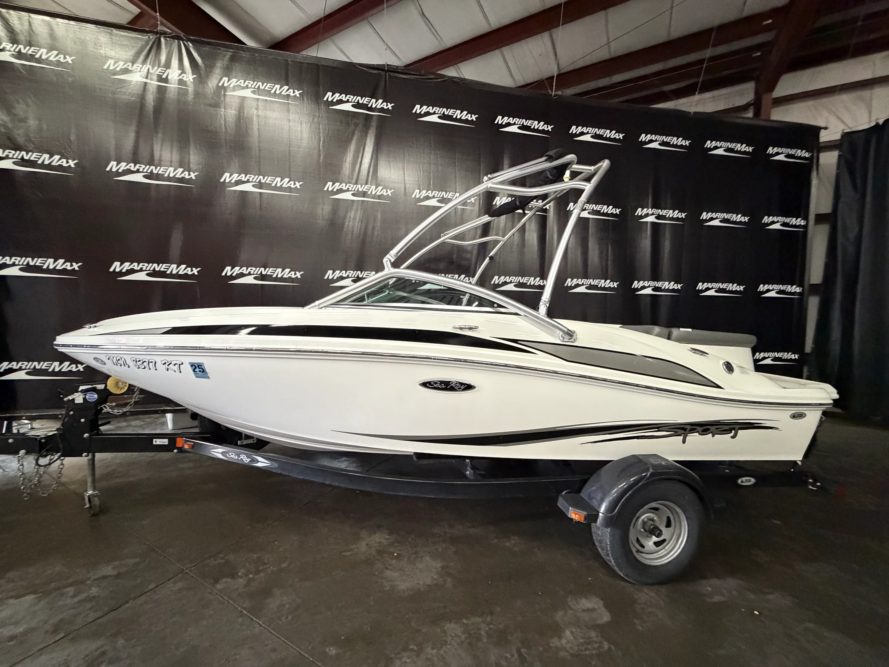 2011 Sea Ray 185 Sport Image Thumbnail #4