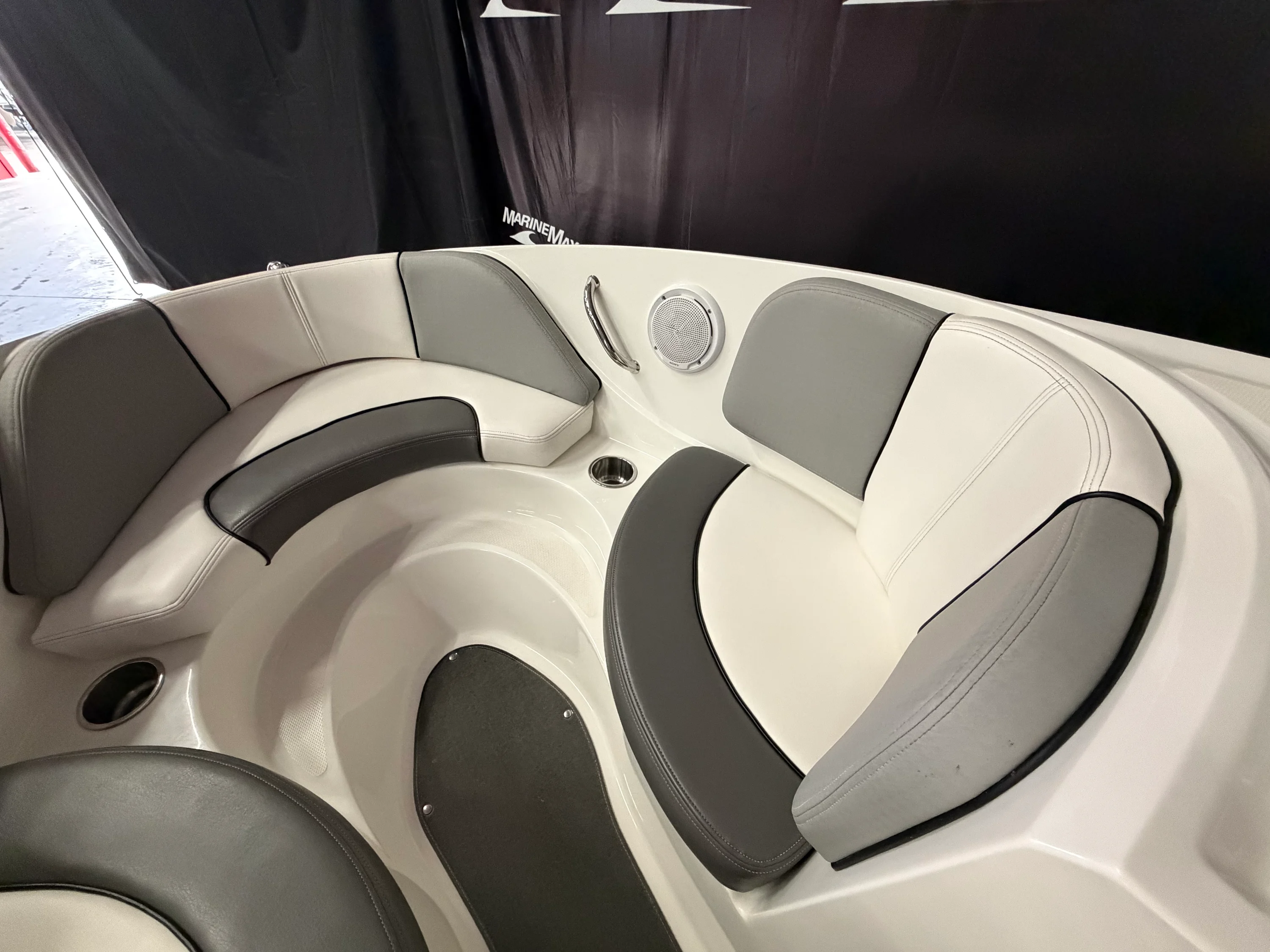 2011 Sea Ray 185 Sport Image Thumbnail #33