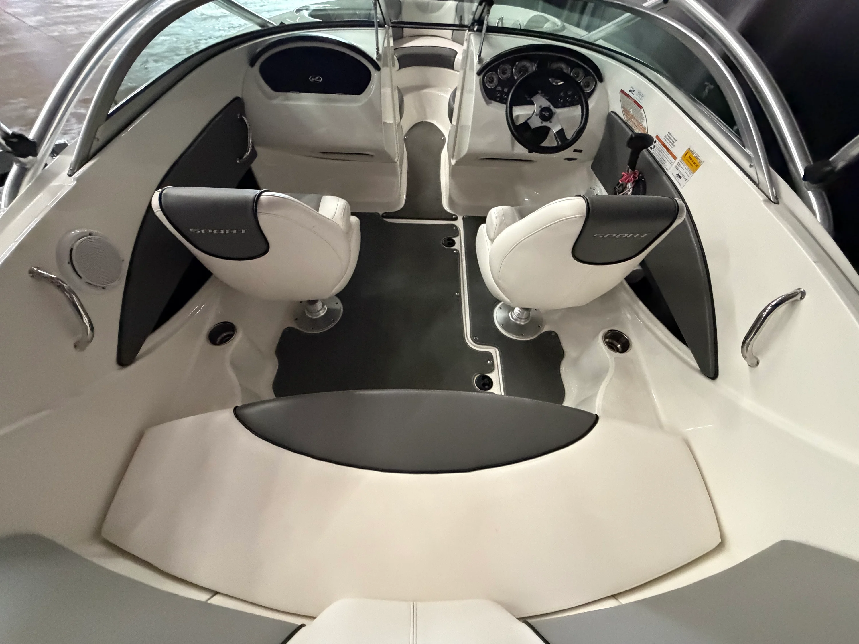 2011 Sea Ray 185 Sport Image Thumbnail #19