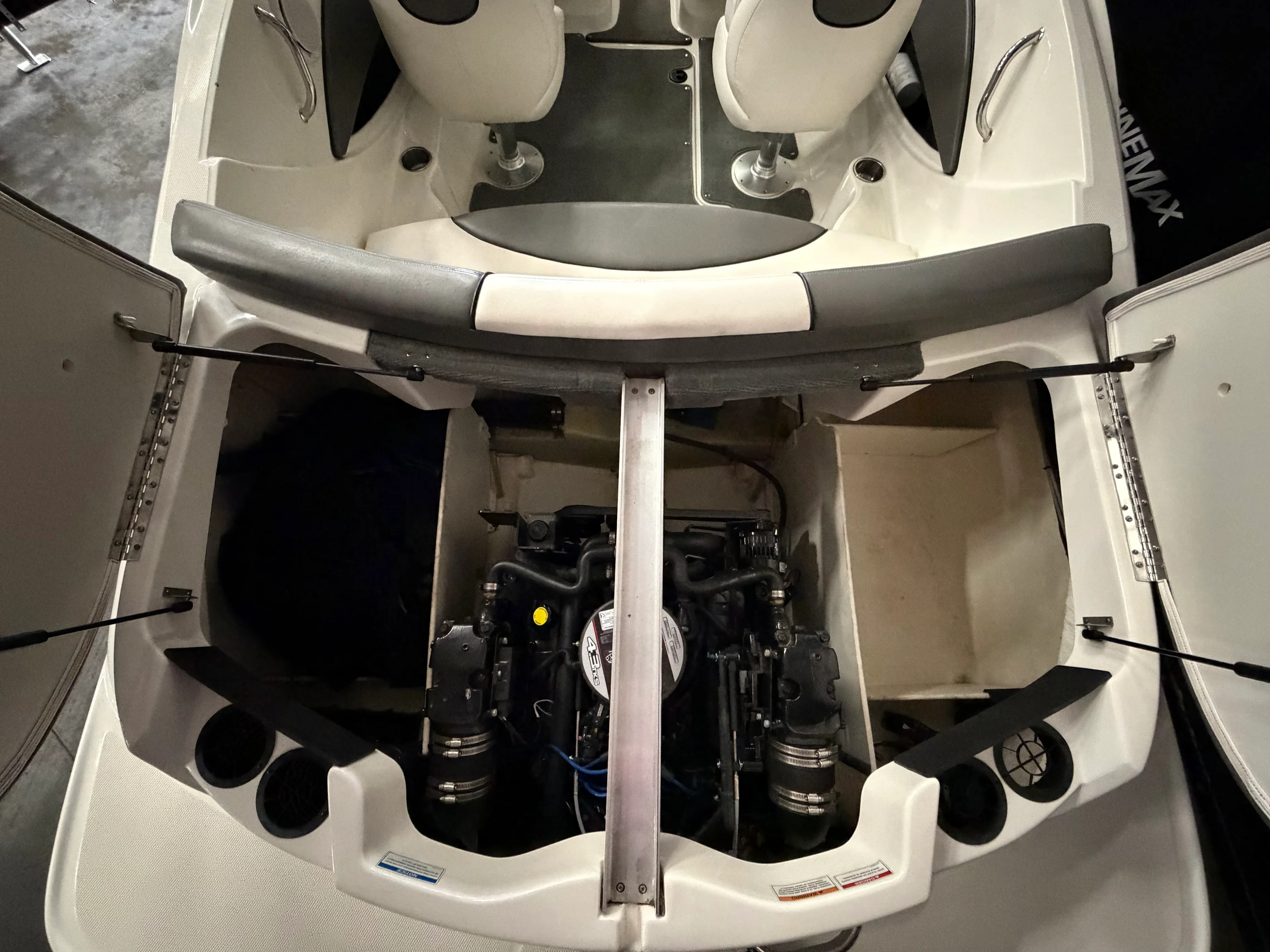 2011 Sea Ray 185 Sport Image Thumbnail #14