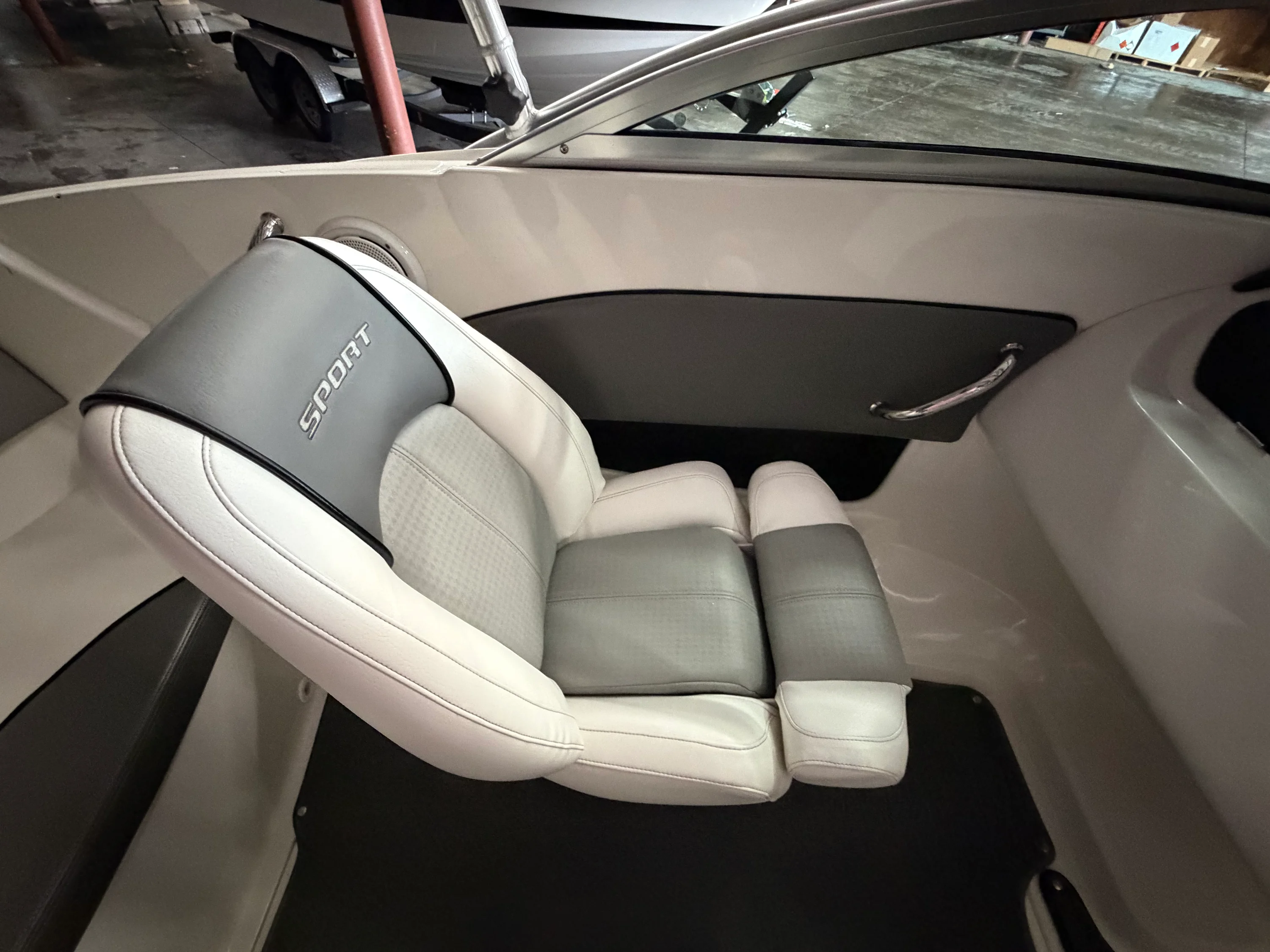 2011 Sea Ray 185 Sport Image Thumbnail #27