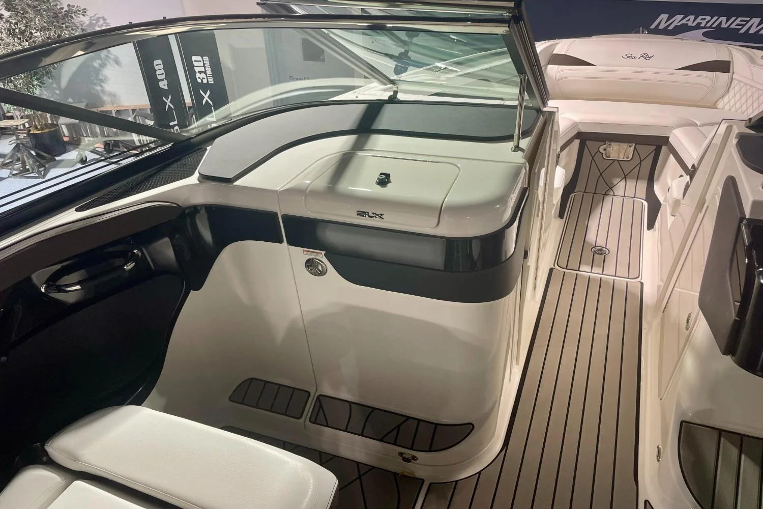 2024 Sea Ray 280 SLX OB Image Thumbnail #14