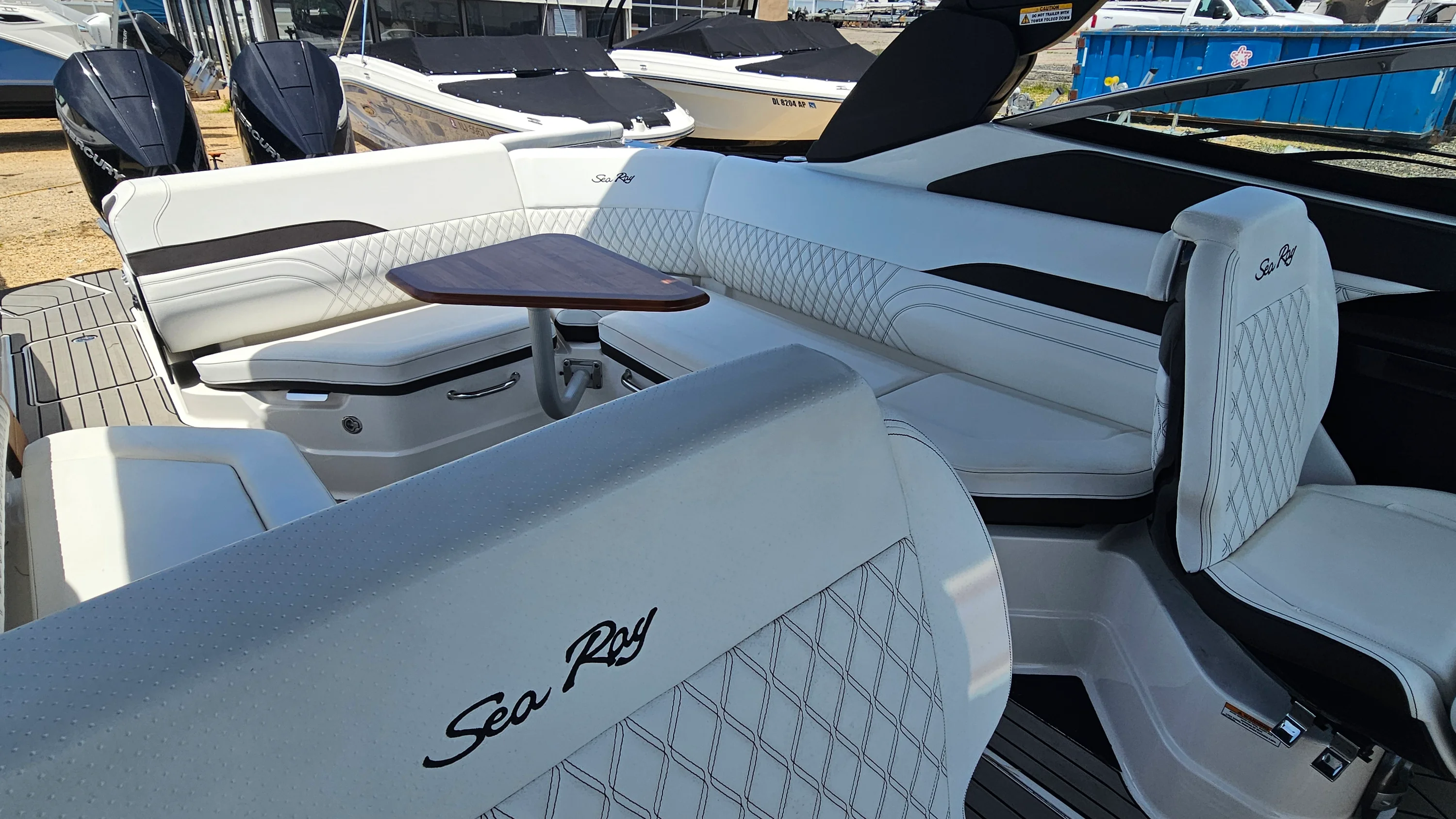 2024 Sea Ray SLX 280 OB Image Thumbnail #15