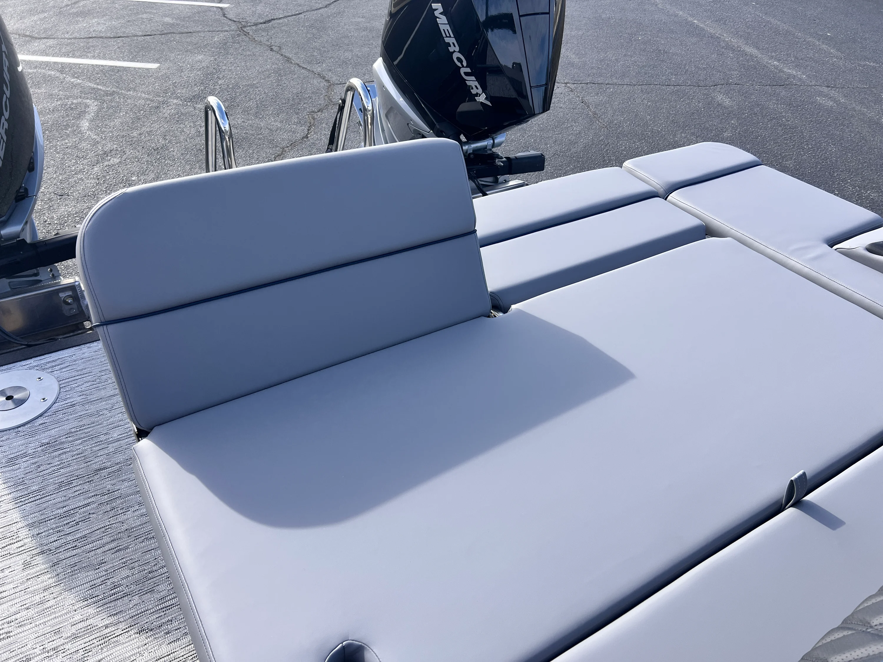 2026 Bennington 27RXSB Image Thumbnail #27