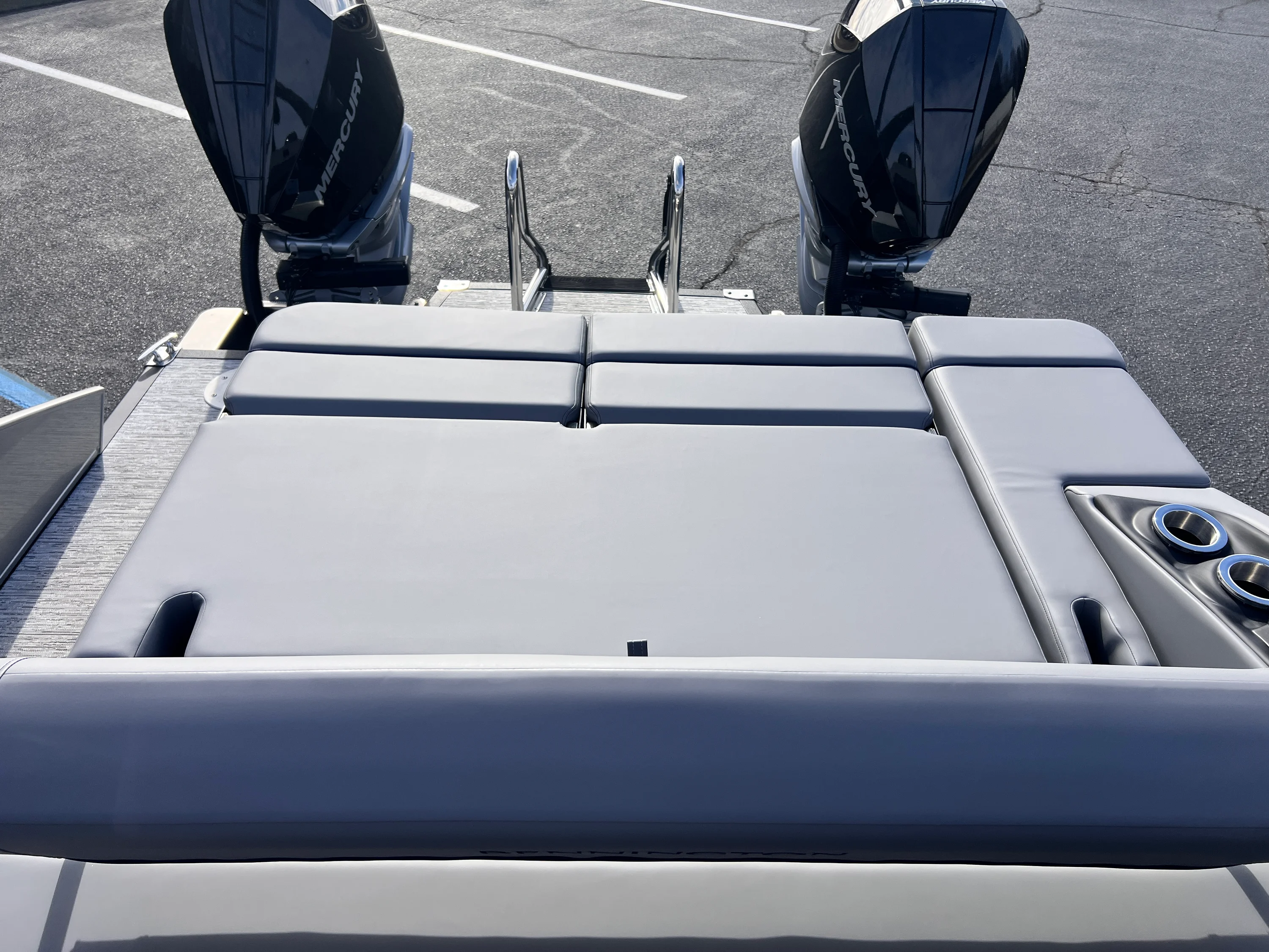 2026 Bennington 27RXSB Image Thumbnail #26