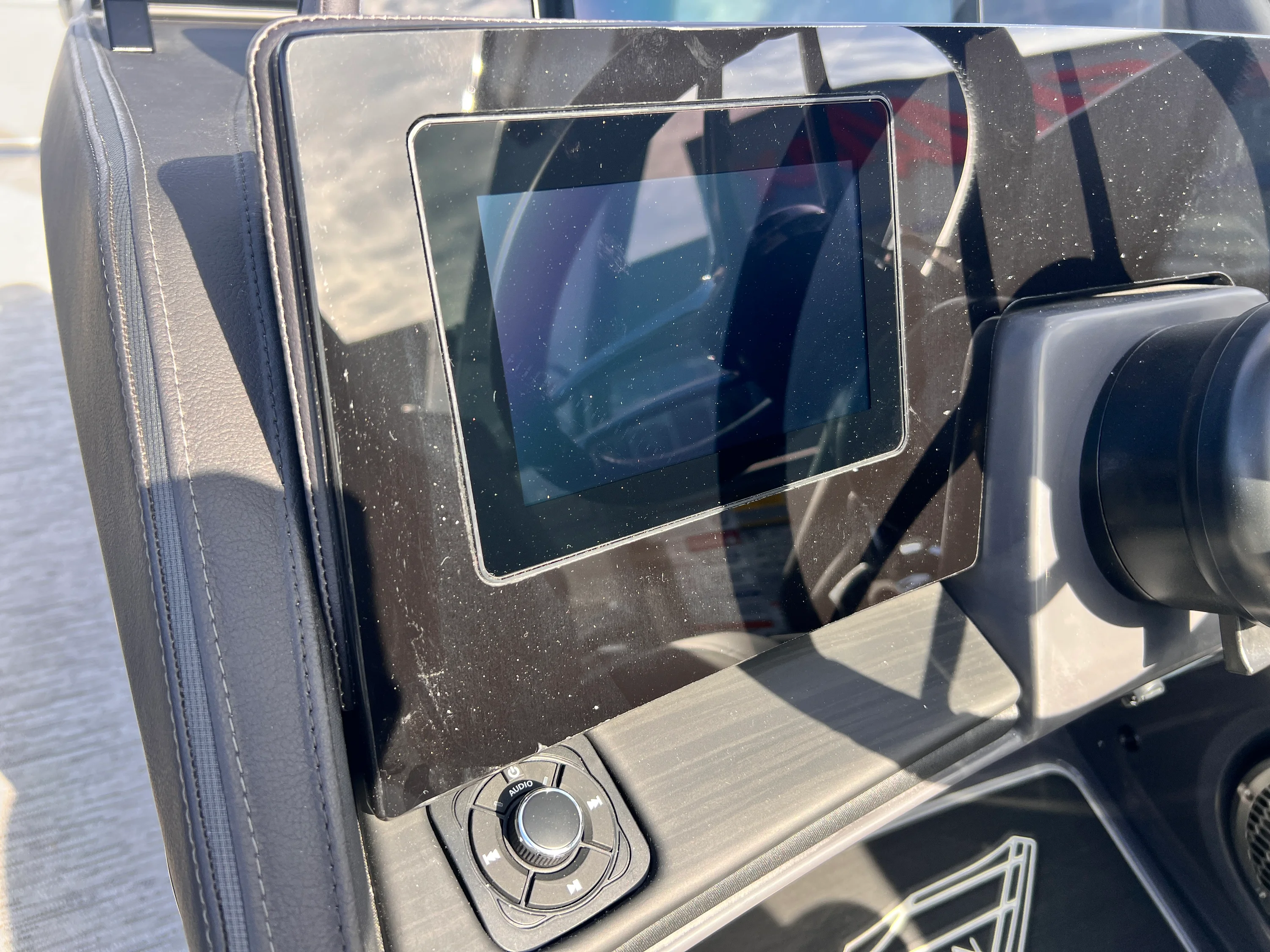 2026 Bennington 27RXSB Image Thumbnail #10