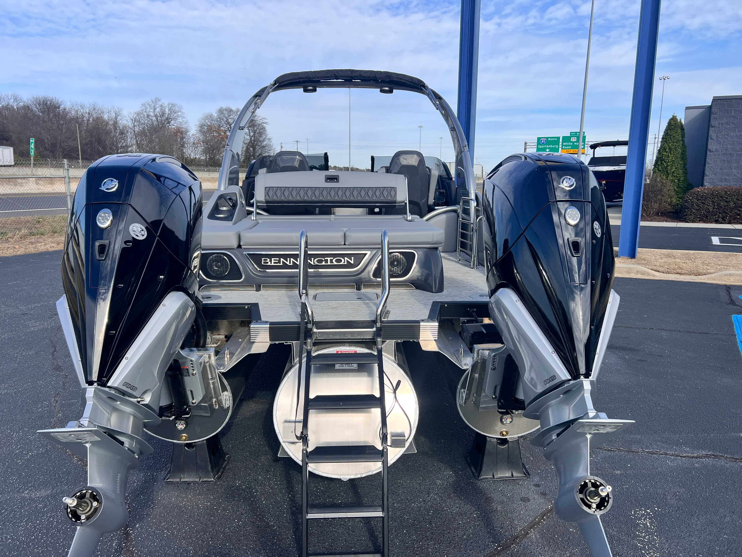 2026 Bennington 27RXSB Image Thumbnail #6