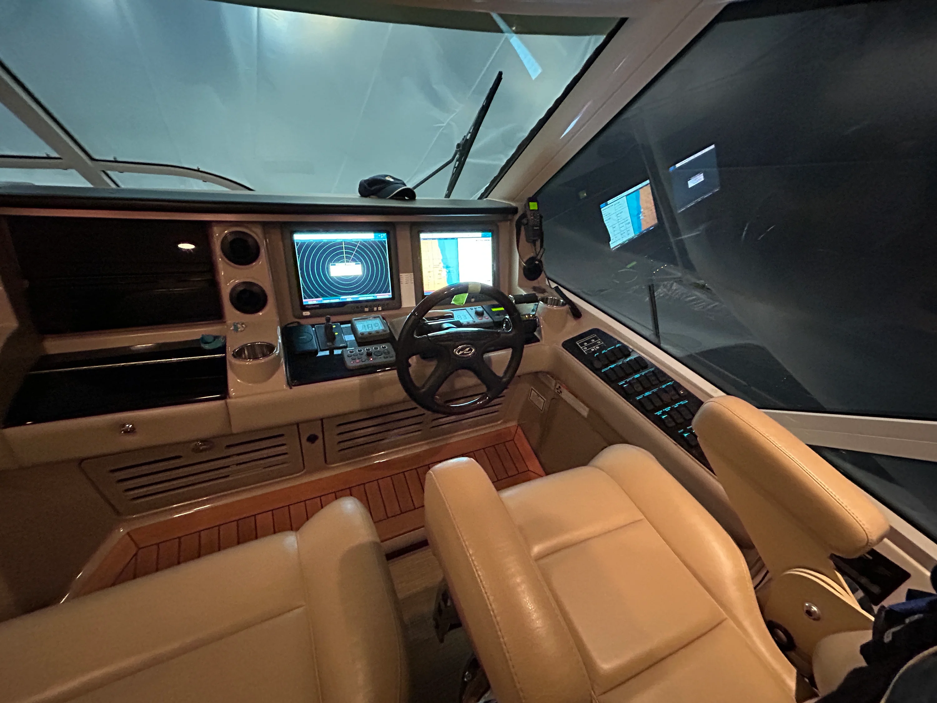 2010 Sea Ray 610 SUNDANCER Image Thumbnail #26
