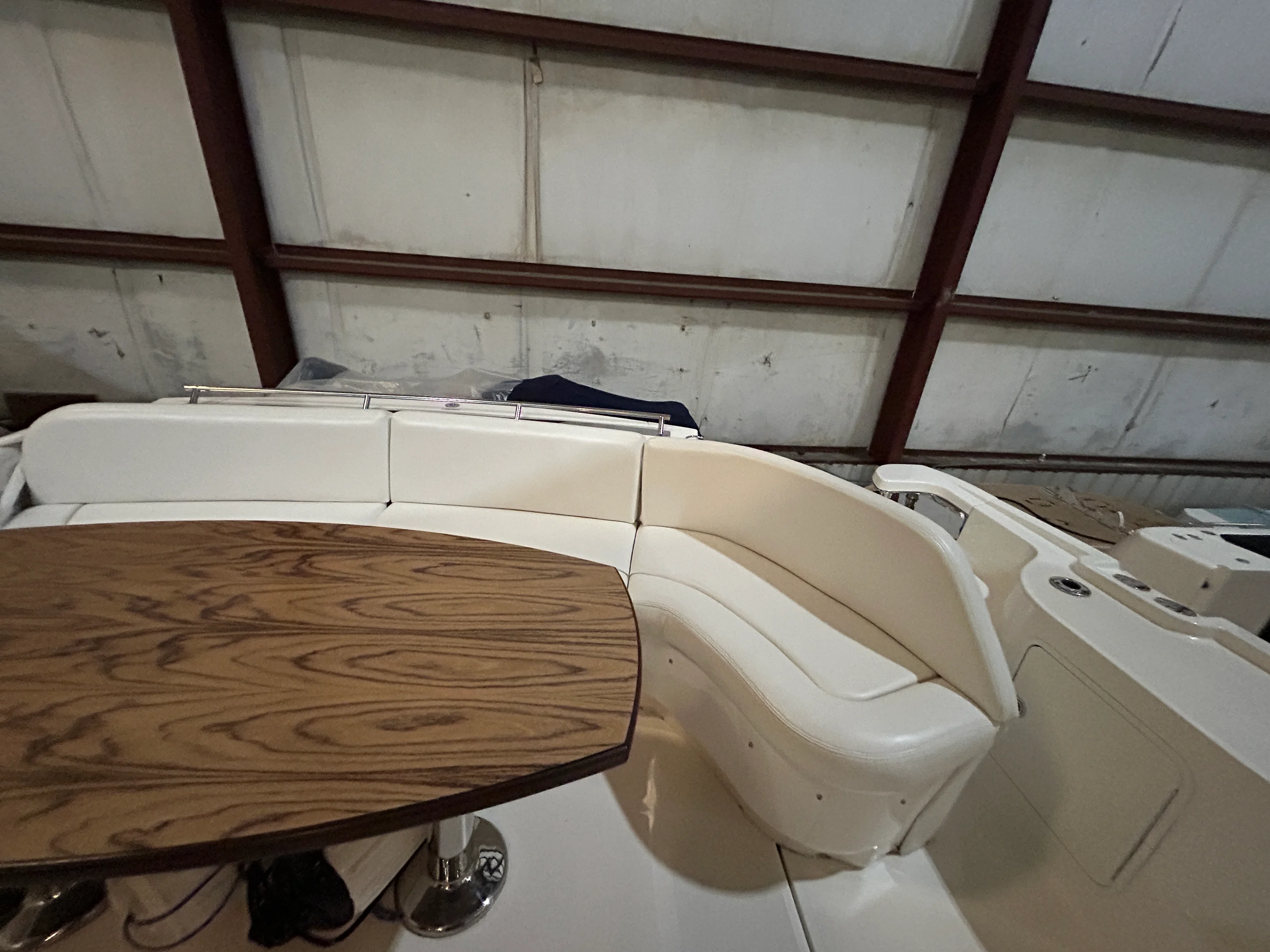 2010 Sea Ray 610 SUNDANCER Image Thumbnail #9