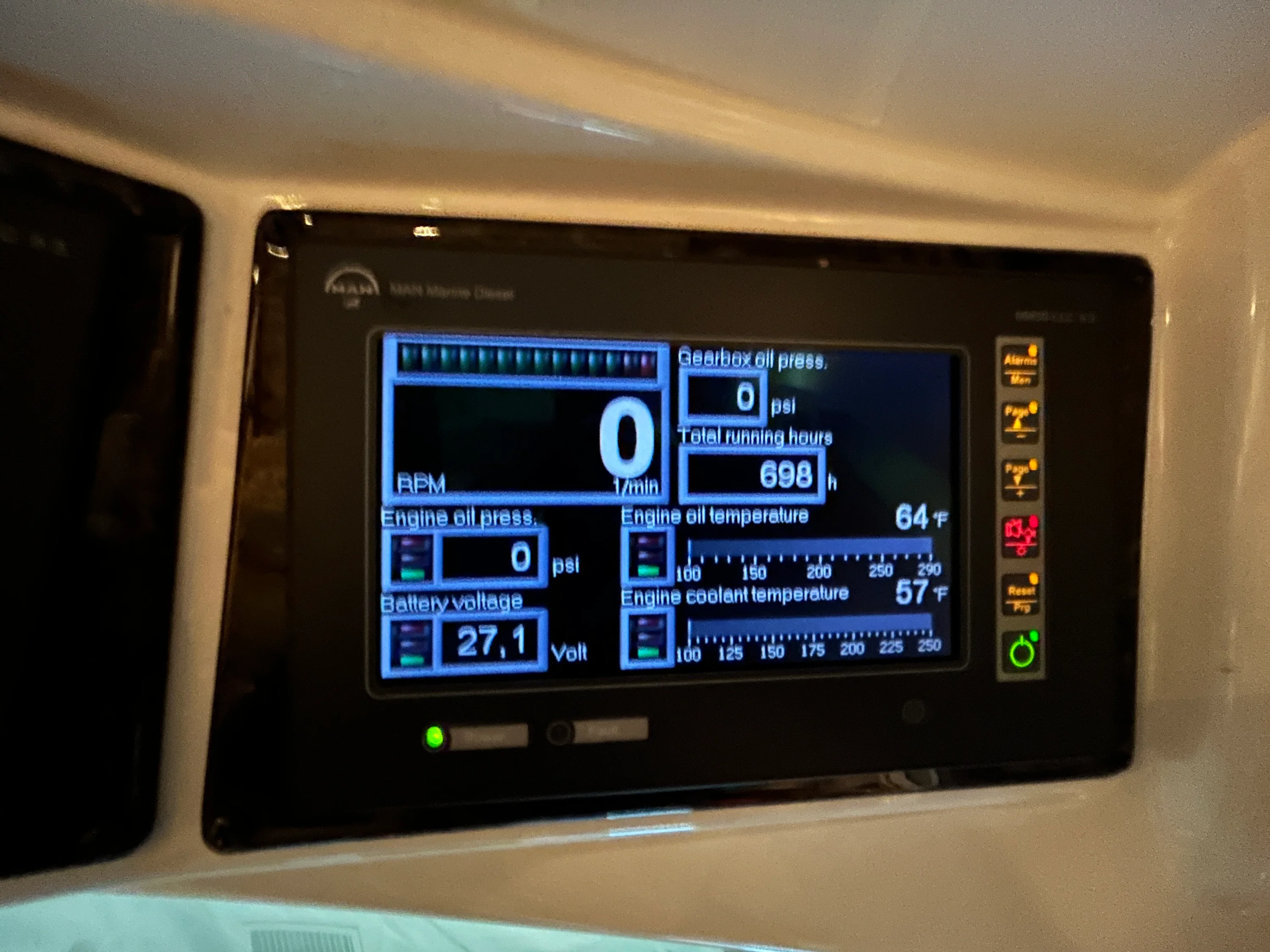 2010 Sea Ray 610 SUNDANCER Image Thumbnail #20