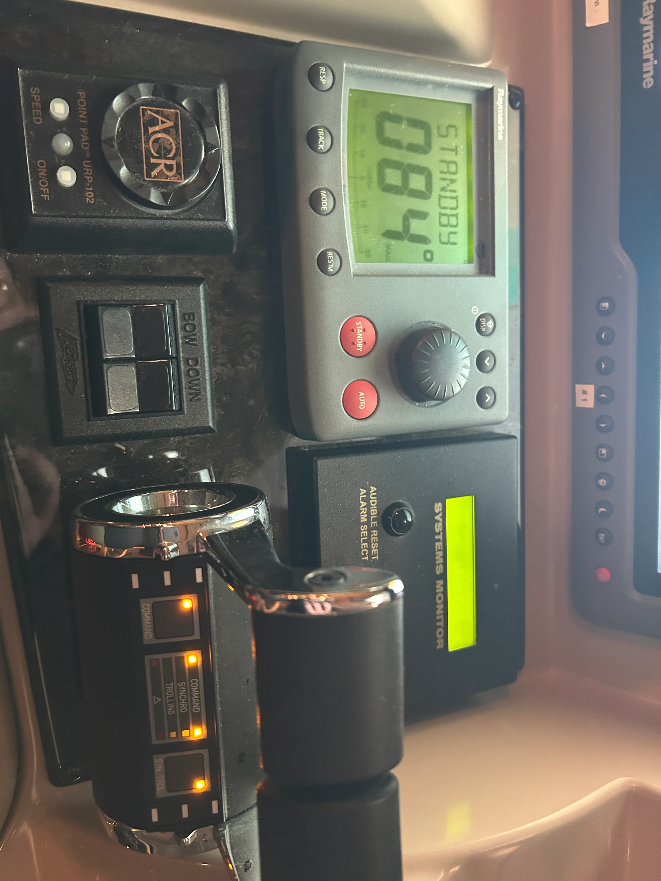 2010 Sea Ray 610 SUNDANCER Image Thumbnail #23