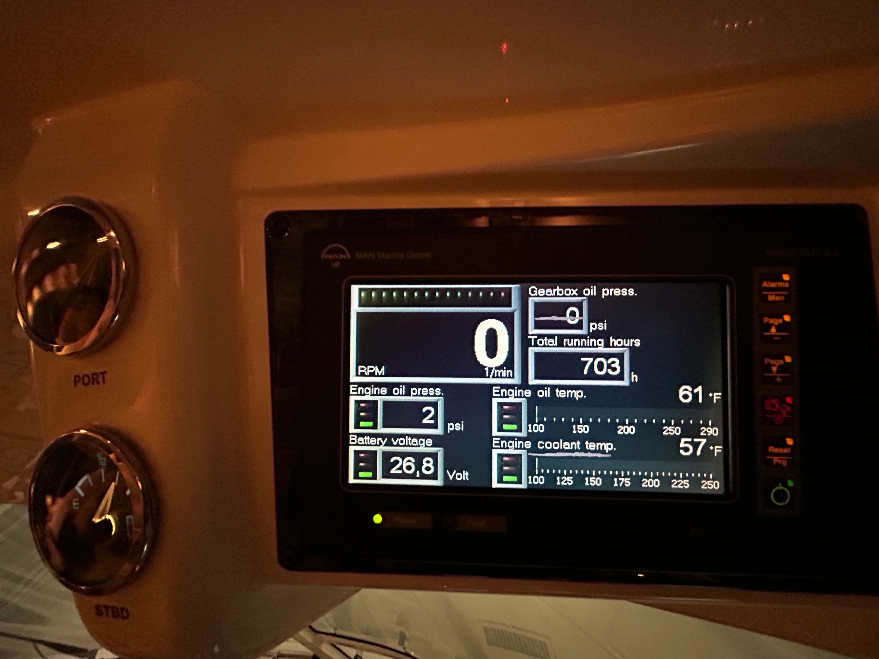 2010 Sea Ray 610 SUNDANCER Image Thumbnail #19