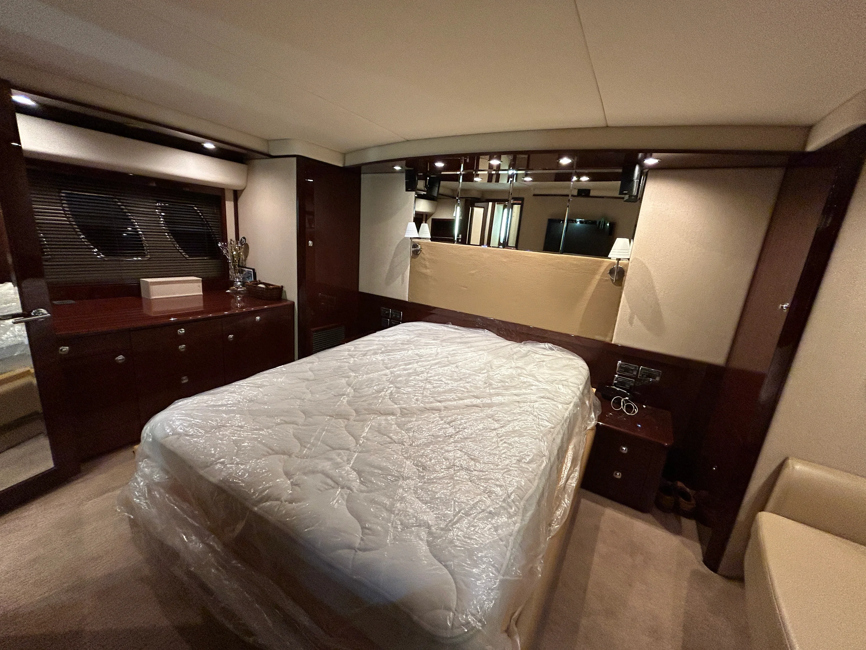2010 Sea Ray 610 SUNDANCER Image Thumbnail #40