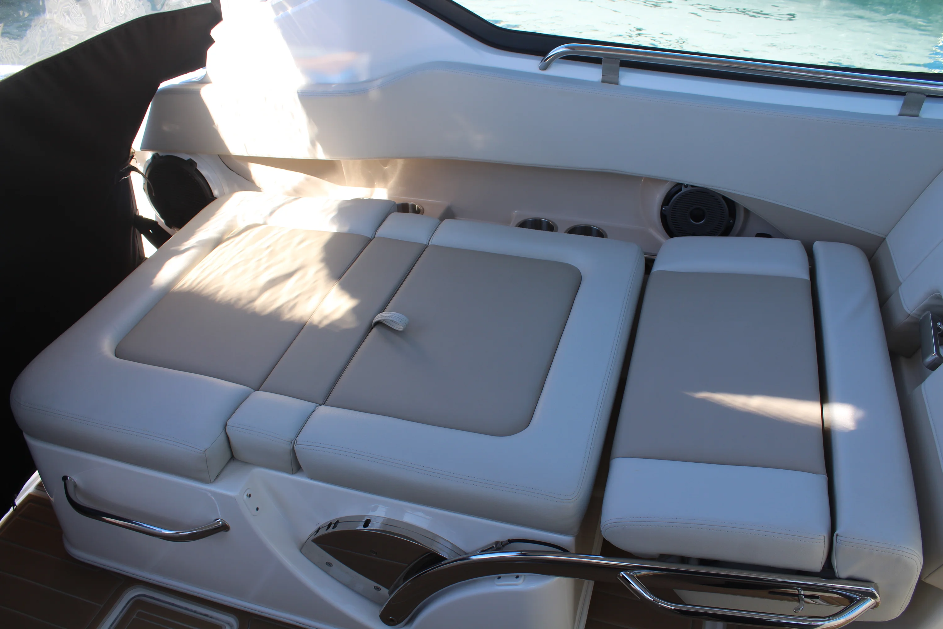 2023 Boston Whaler 240 VANTAGE Image Thumbnail #28