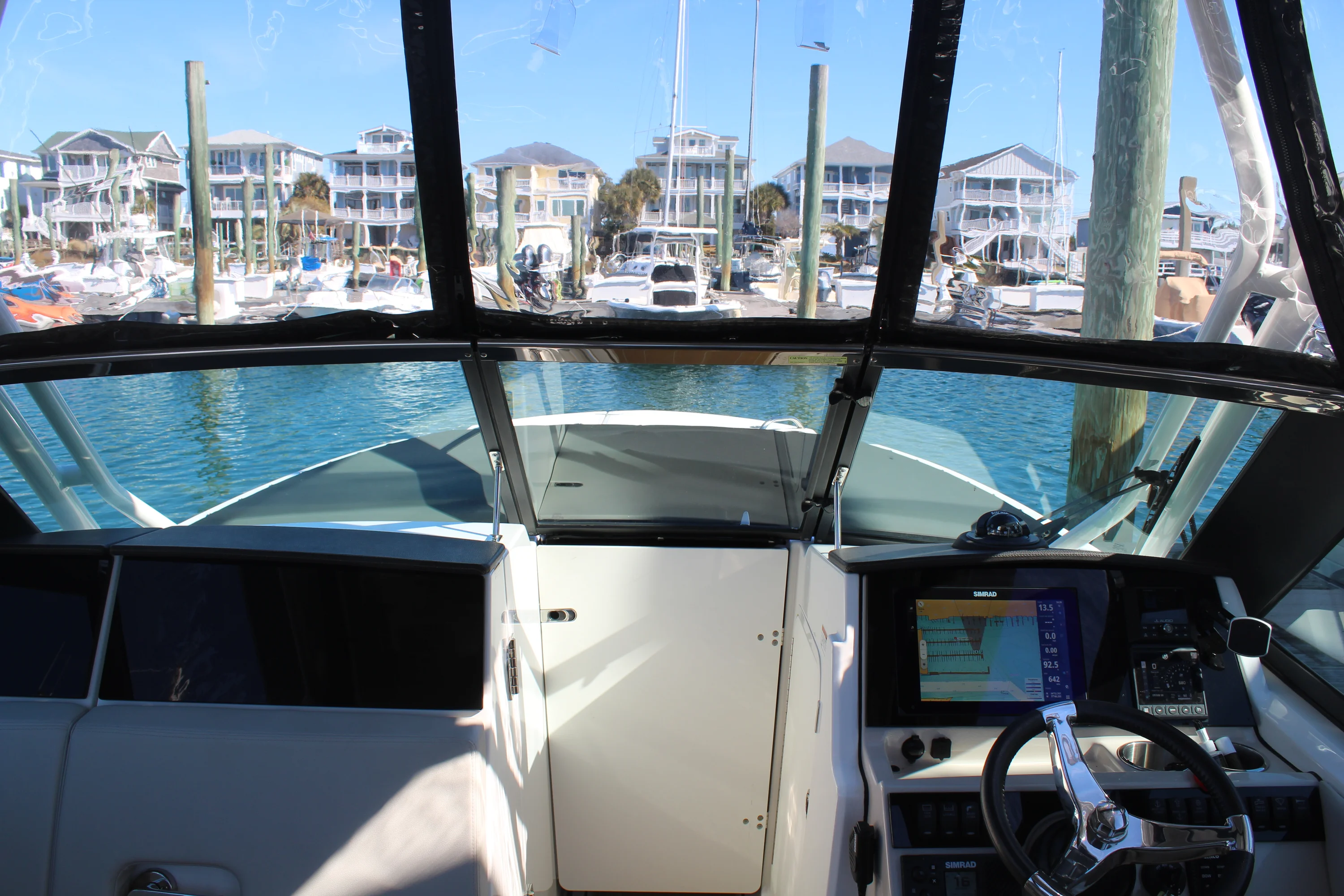 2023 Boston Whaler 240 VANTAGE Image Thumbnail #27