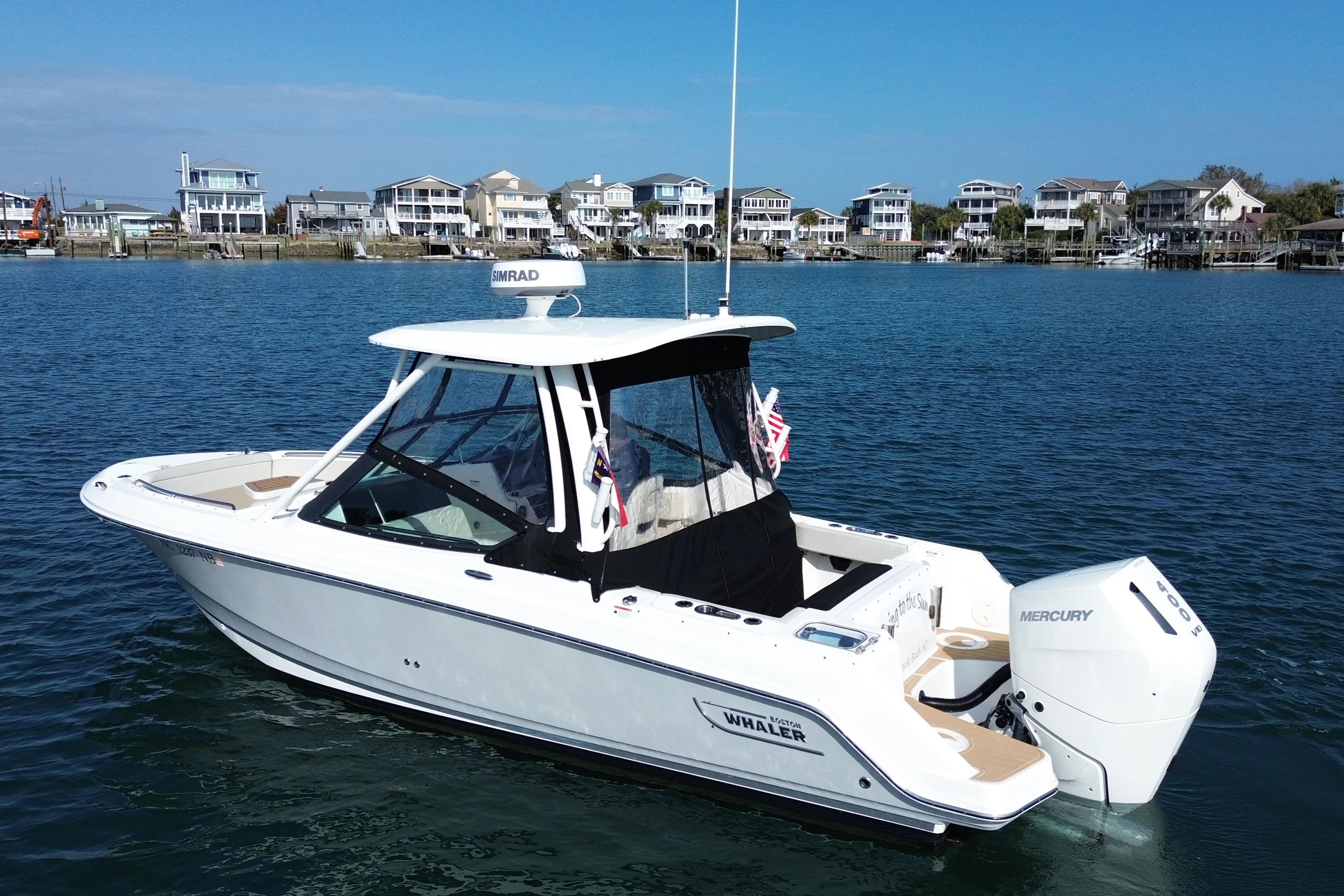 2023 Boston Whaler 240 VANTAGE Image Thumbnail #1