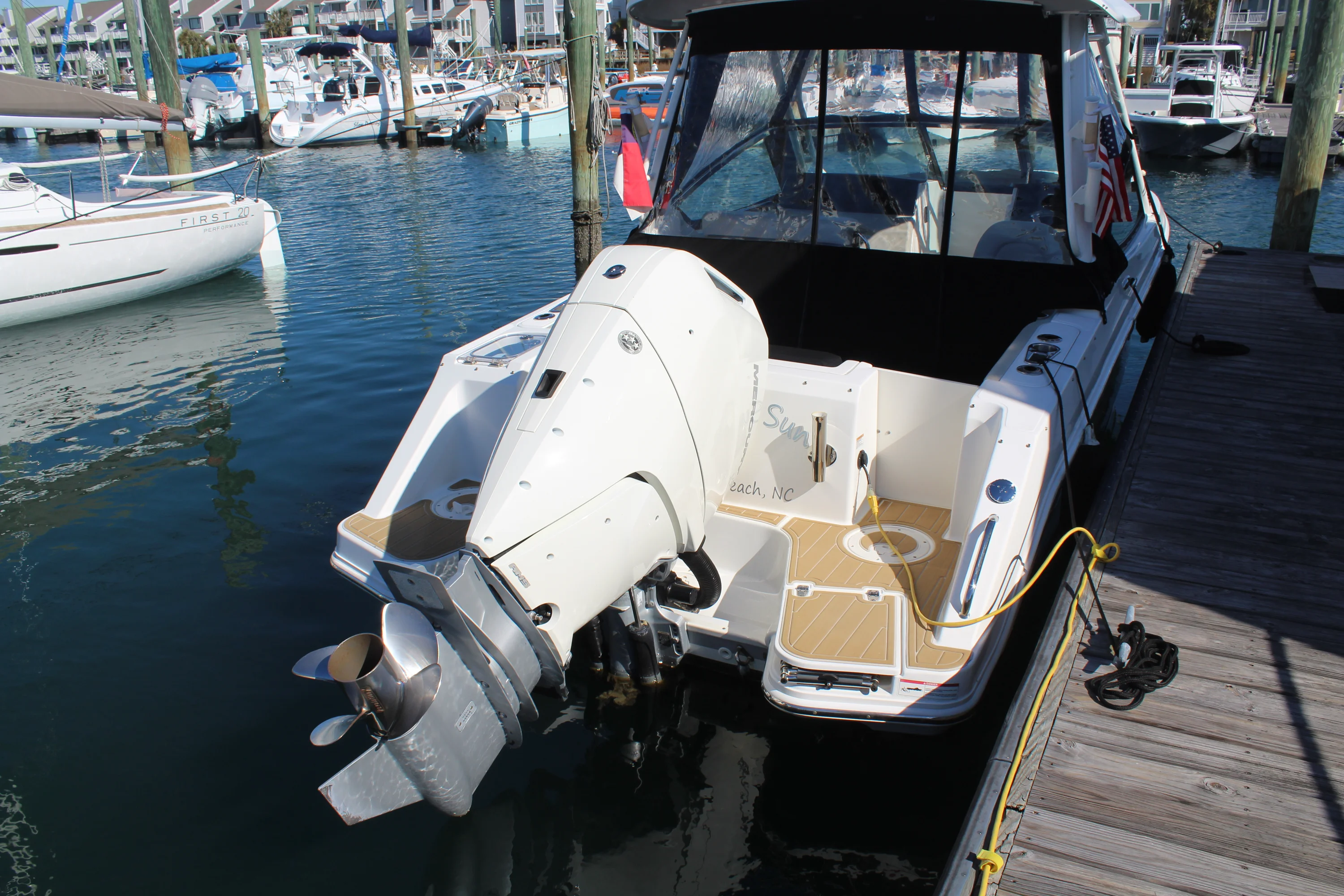 2023 Boston Whaler 240 VANTAGE Image Thumbnail #8