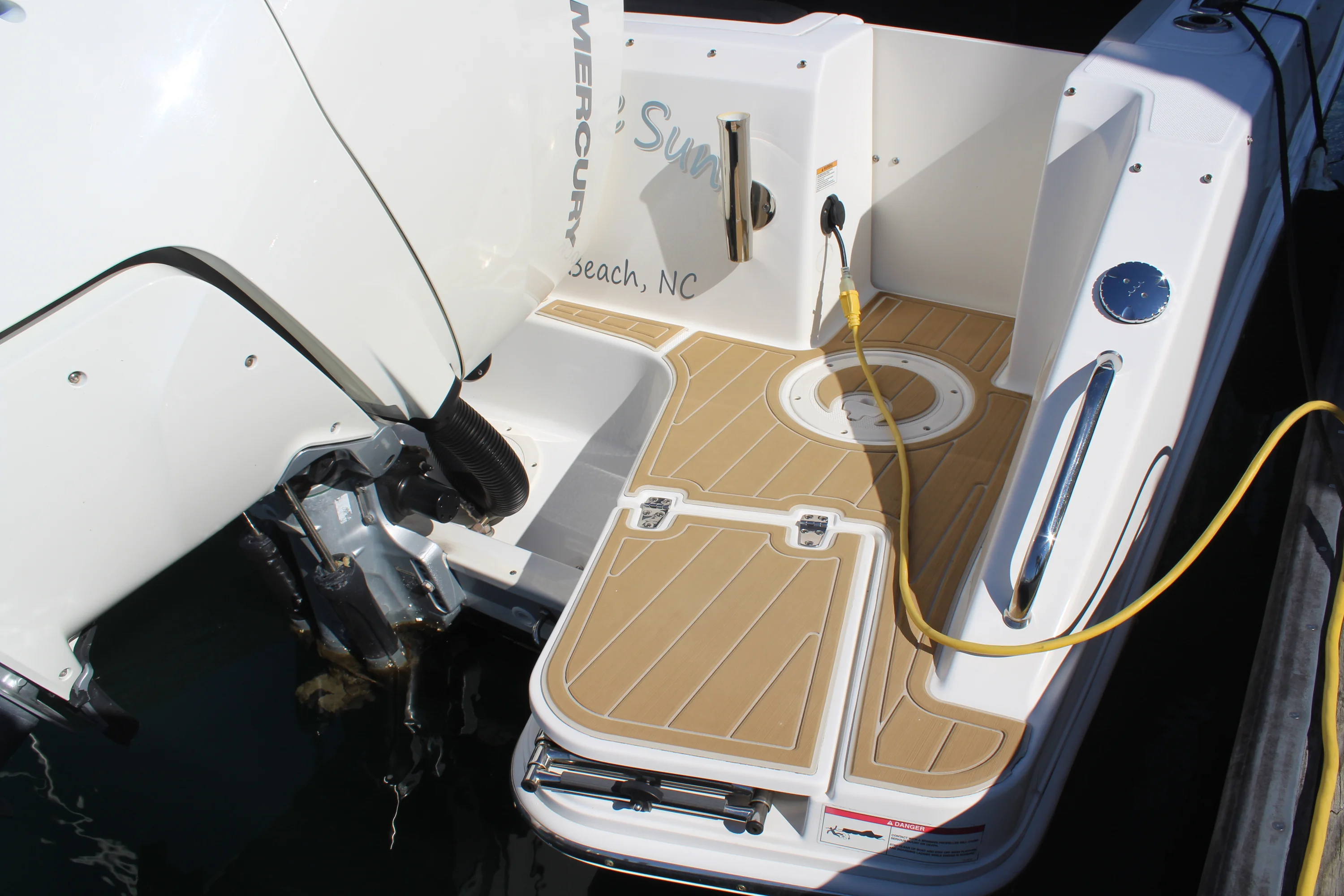 2023 Boston Whaler 240 VANTAGE Image Thumbnail #18