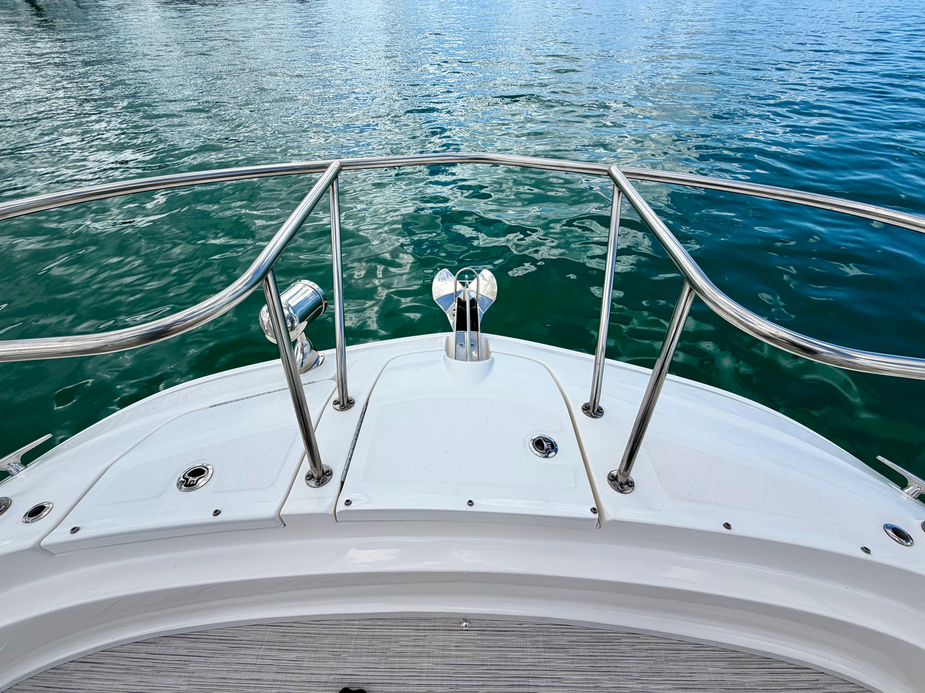 2025 Sea Ray 320 SUNDANCER OB Image Thumbnail #42