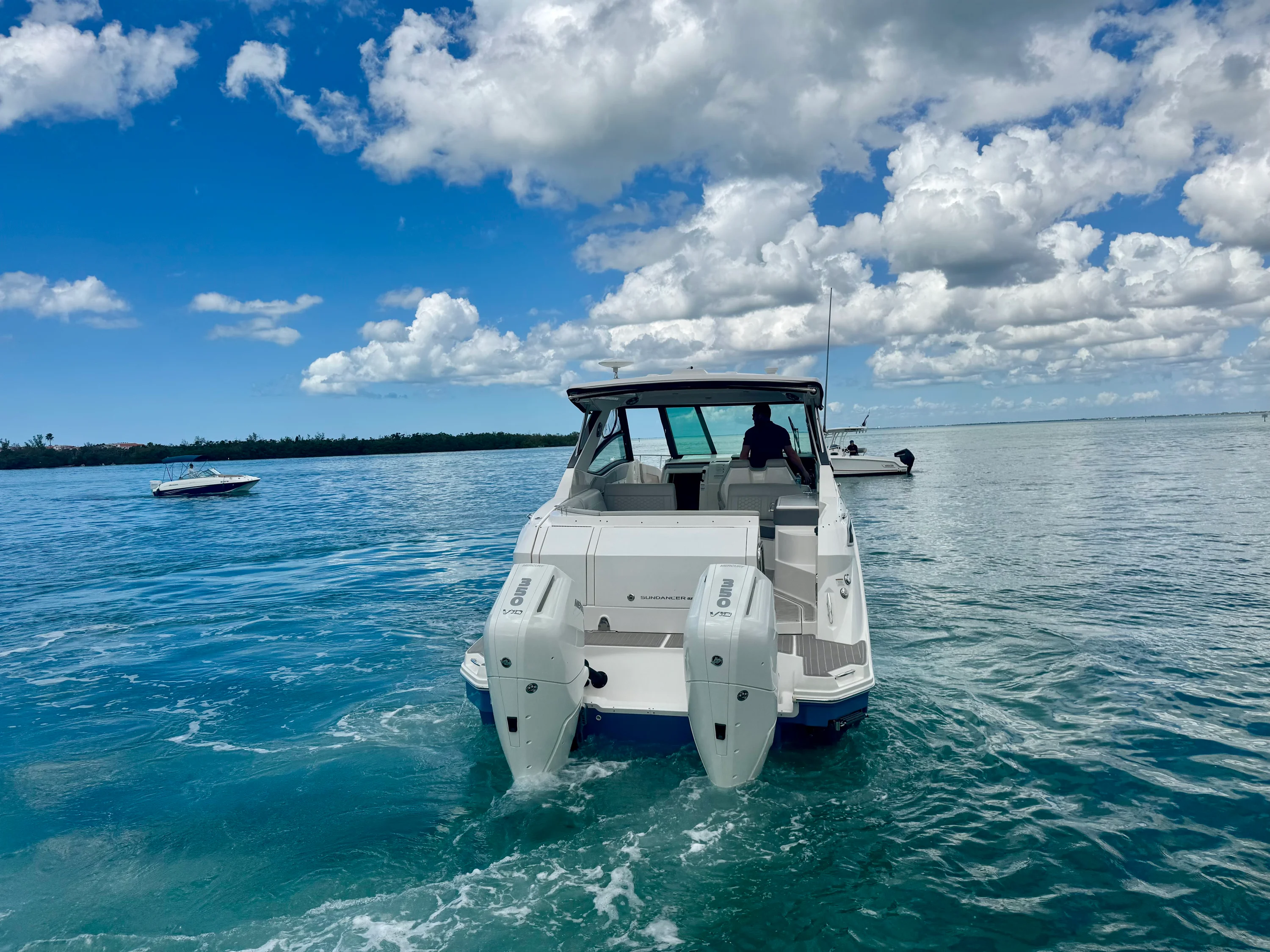 2025 Sea Ray 320 SUNDANCER OB Image Thumbnail #48